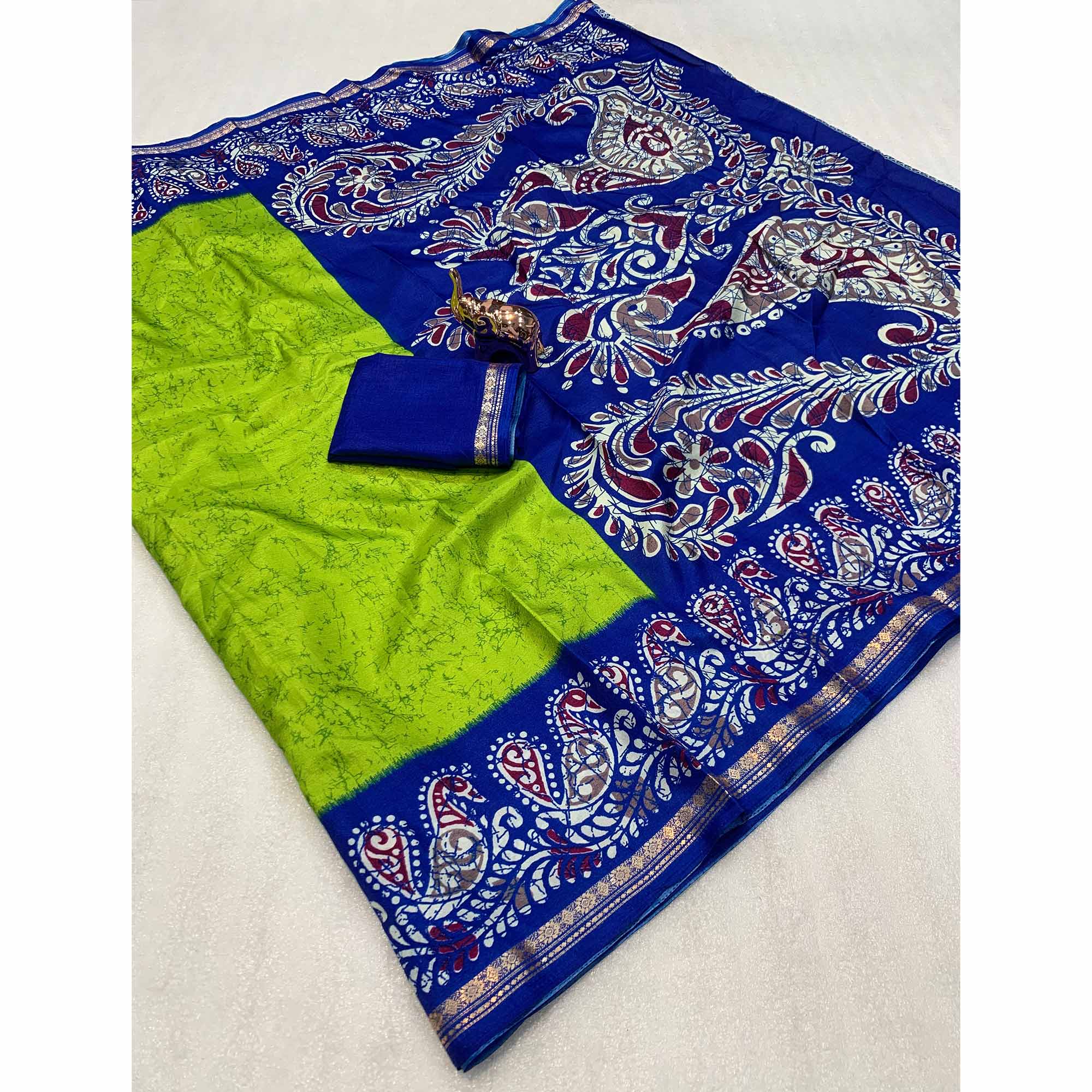 Green & Blue Abstract Printed Dola Silk Saree Enhanced With Kalamkari Art Pallu