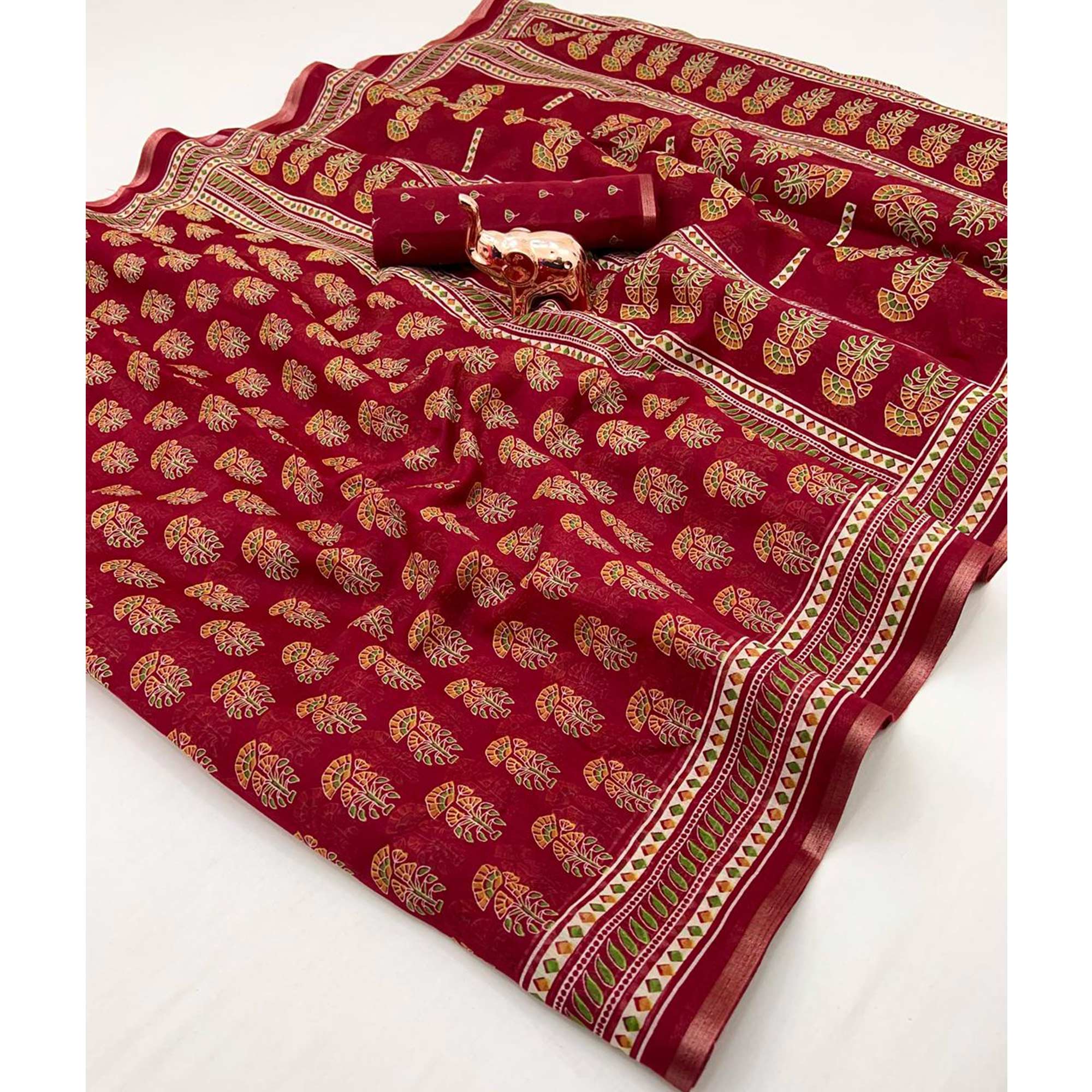 Maroon Floral Printed Cotton Blend Saree With Zari Weaving Border