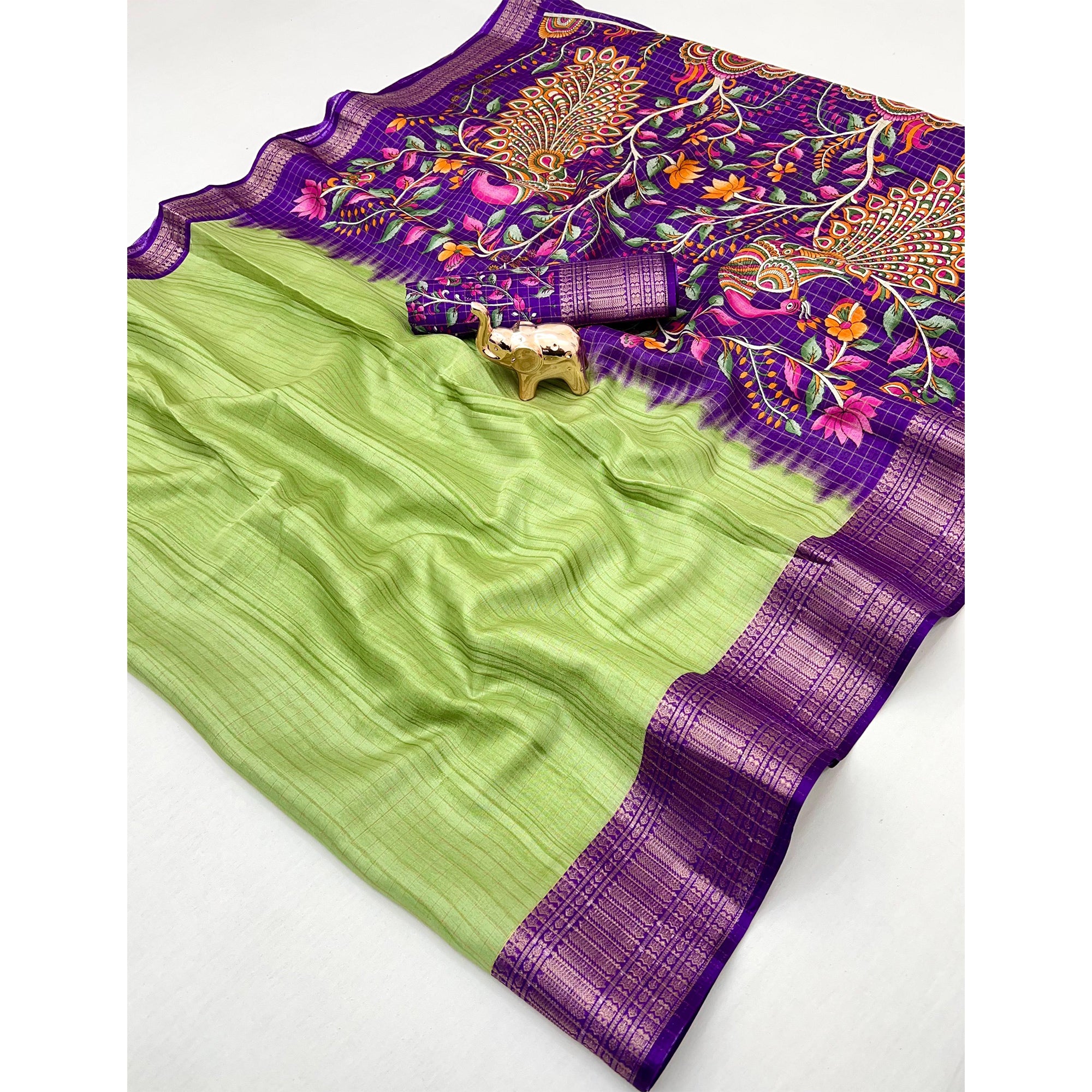 Graceful Green Checks Zari Weaving Jacquard Cotton Silk Saree With Peacock & Floral Motif Pallu