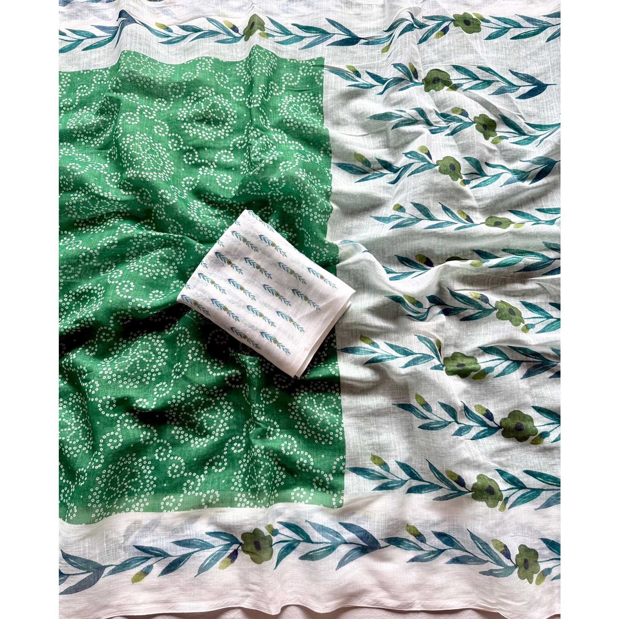 Chic Green Linen Saree Featuring Bandhani & Floral Digital Prints