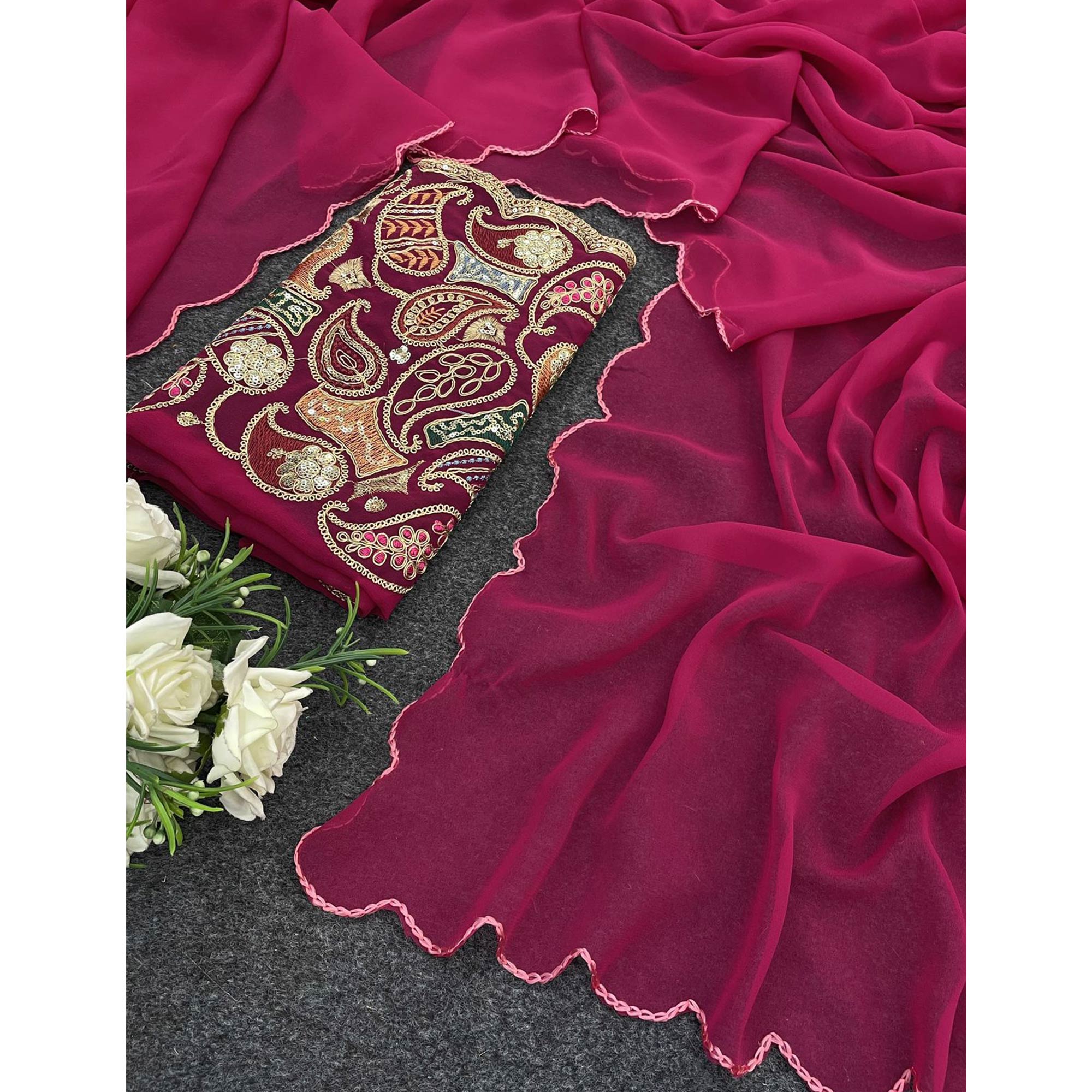 Pink Solid Georgette Saree With Embroidered Border