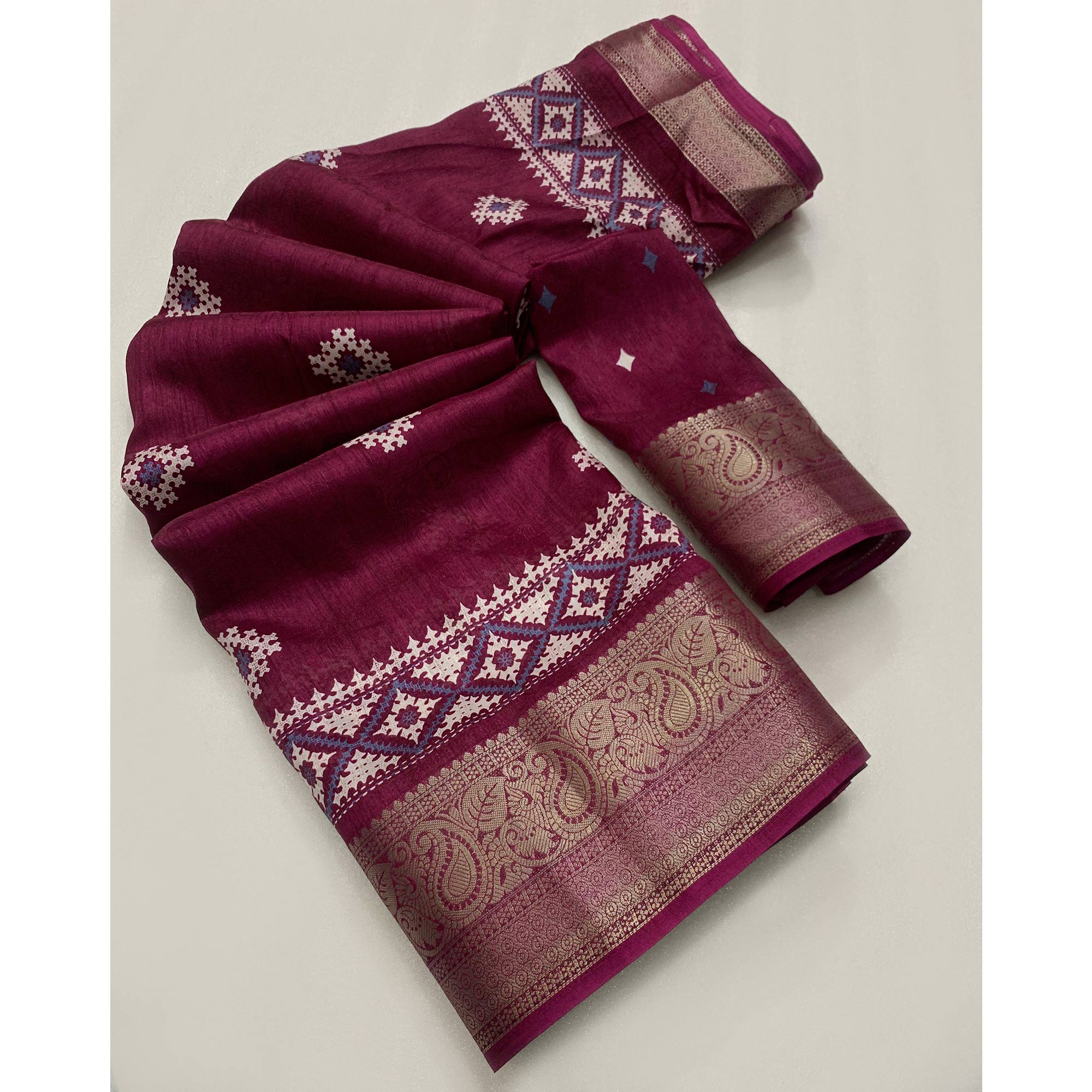 Wine Printed With Weaving Border Pure Cotton Saree