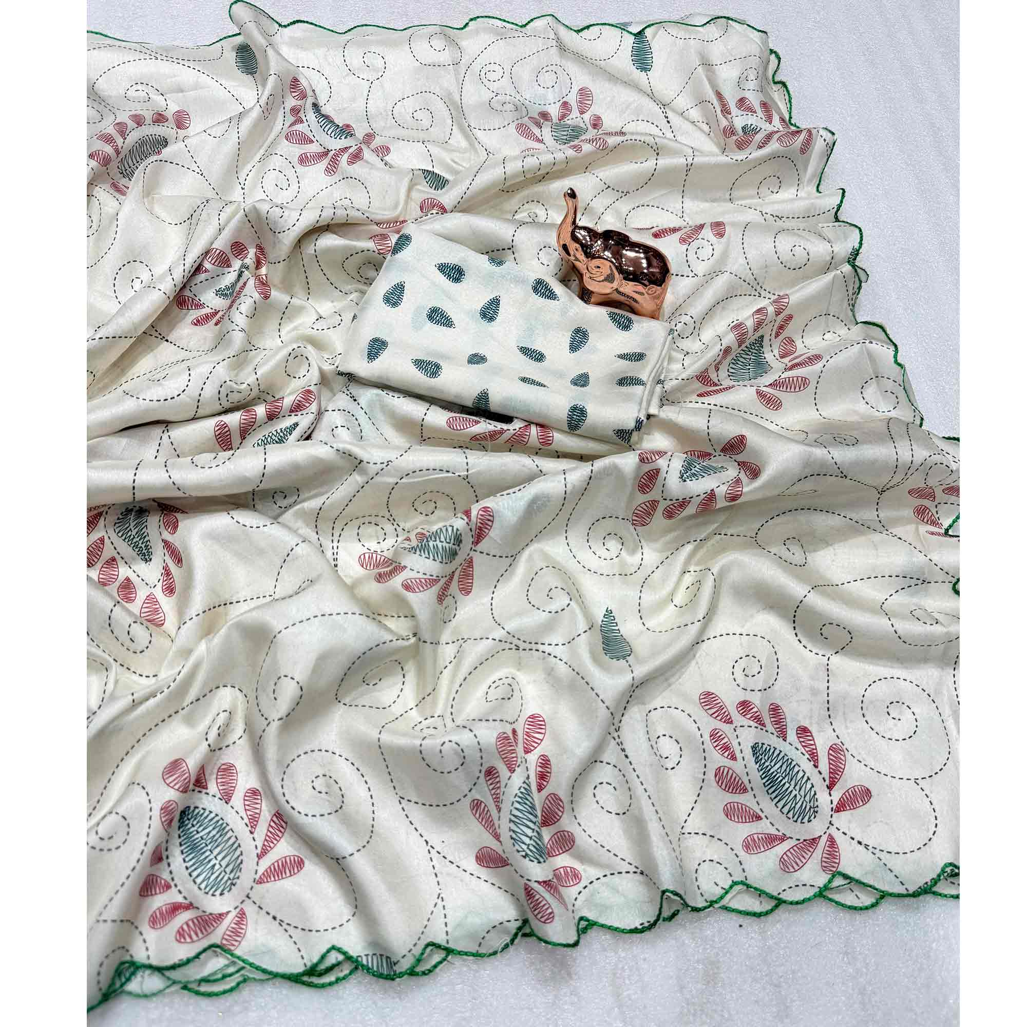 Classic Off White Warli Printed Saree in Lightweight Dola Silk Fabric