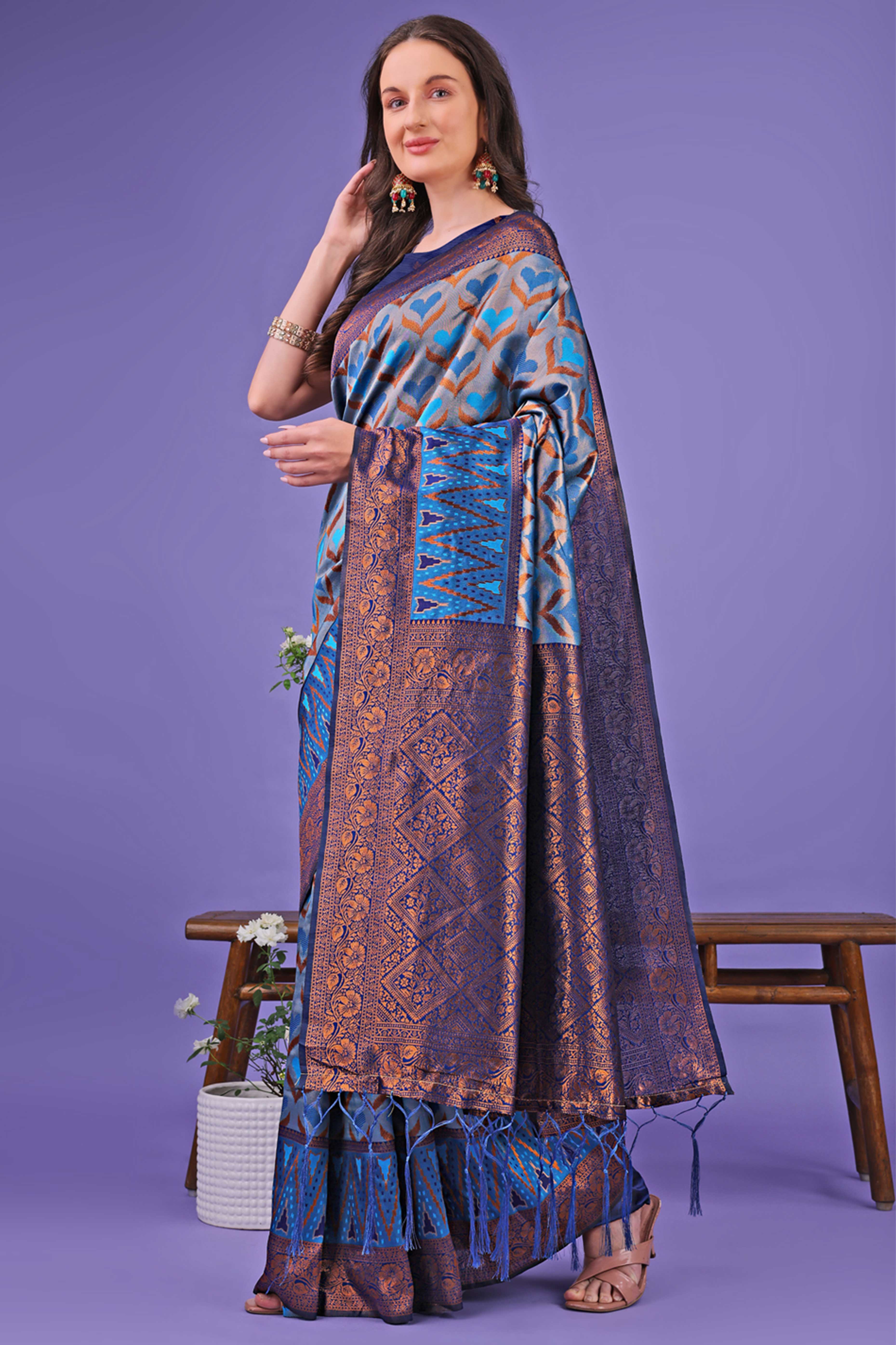 Blue Heart Motif Zari Woven Lichi Cotton Silk Saree With Flowing Tassels