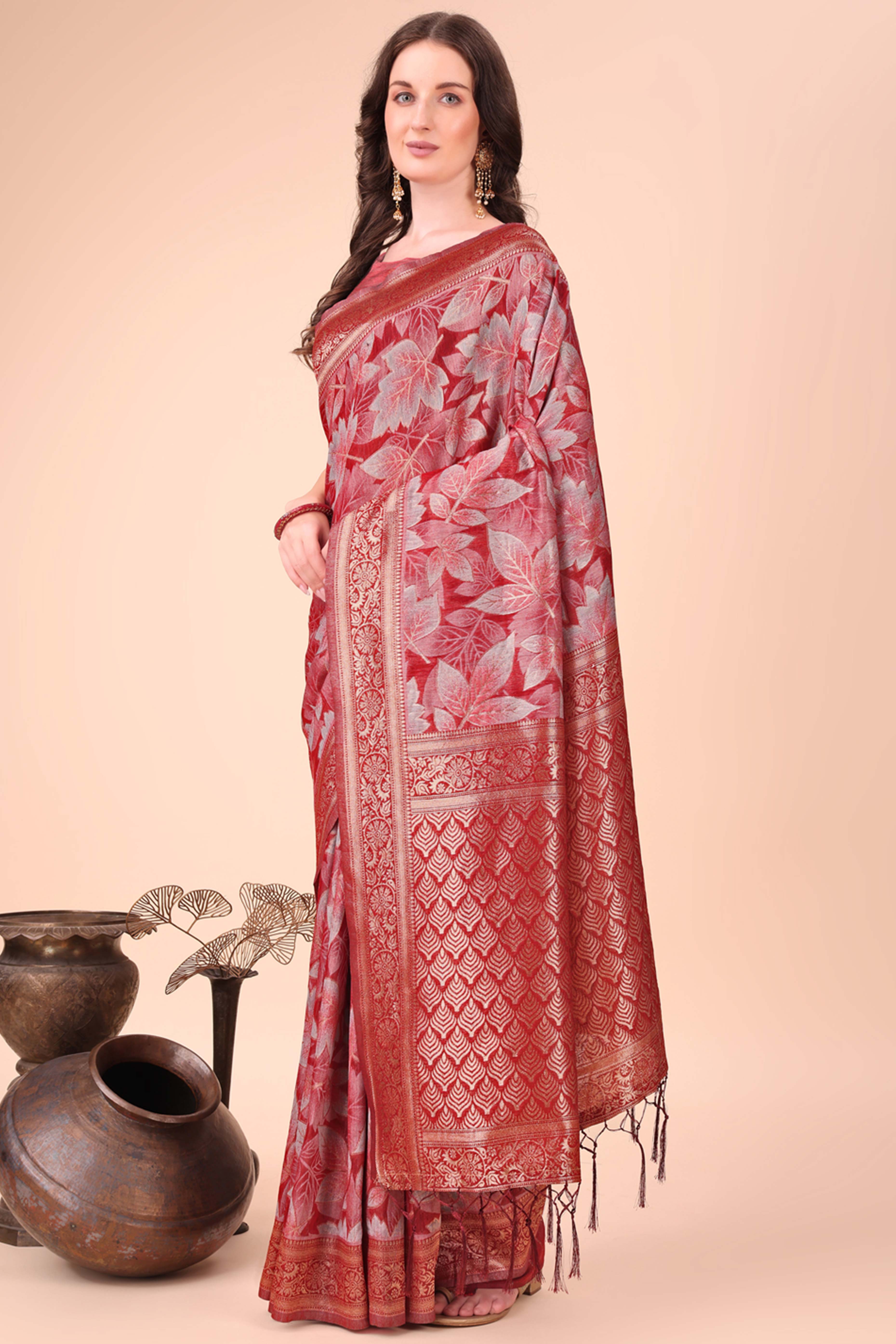Red Floral Zari Woven Cotton Blend Saree With Soft Tassel Edging