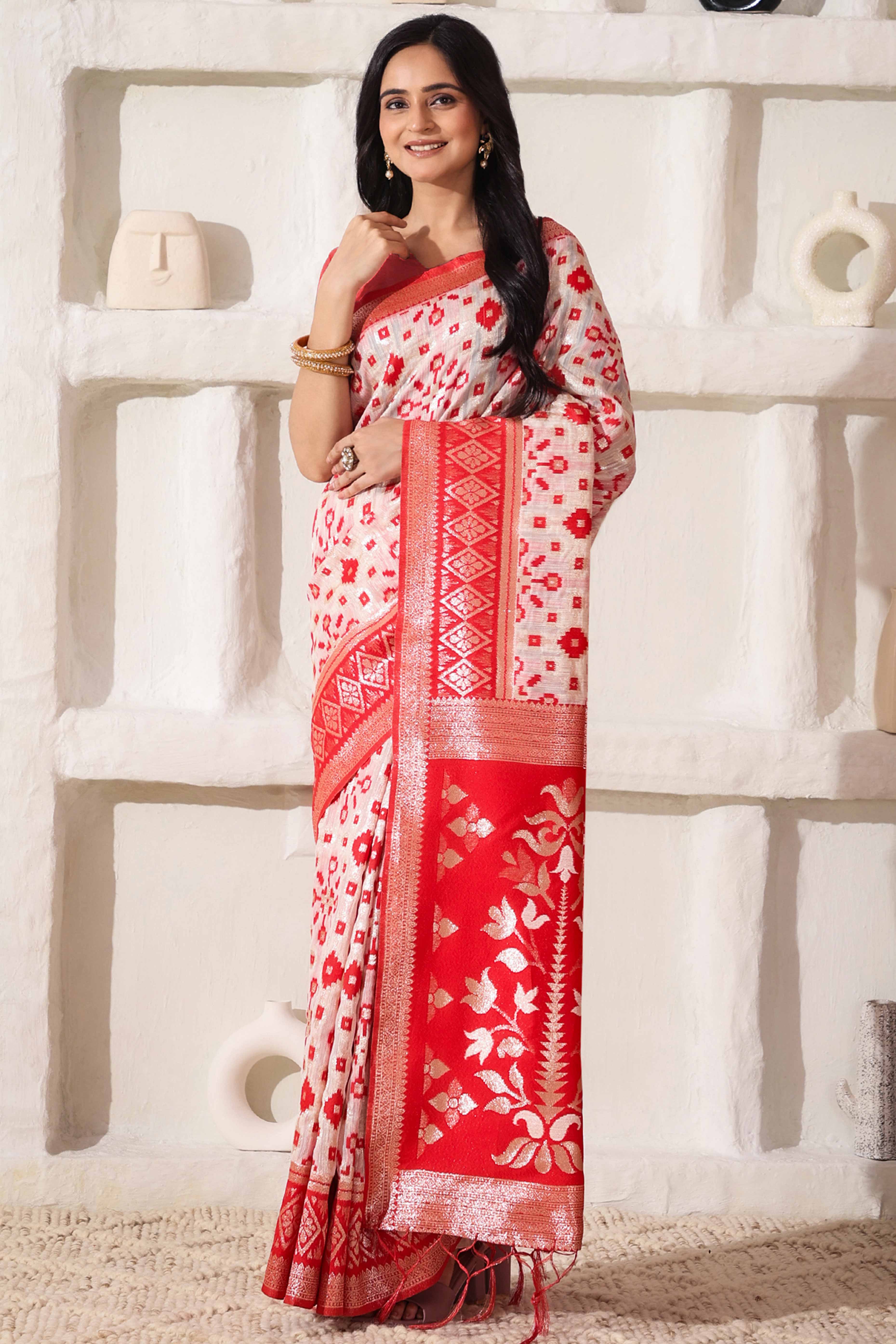 Elegant White & Red Zari Woven Linen Cotton Saree With Graceful Tassel Detailing