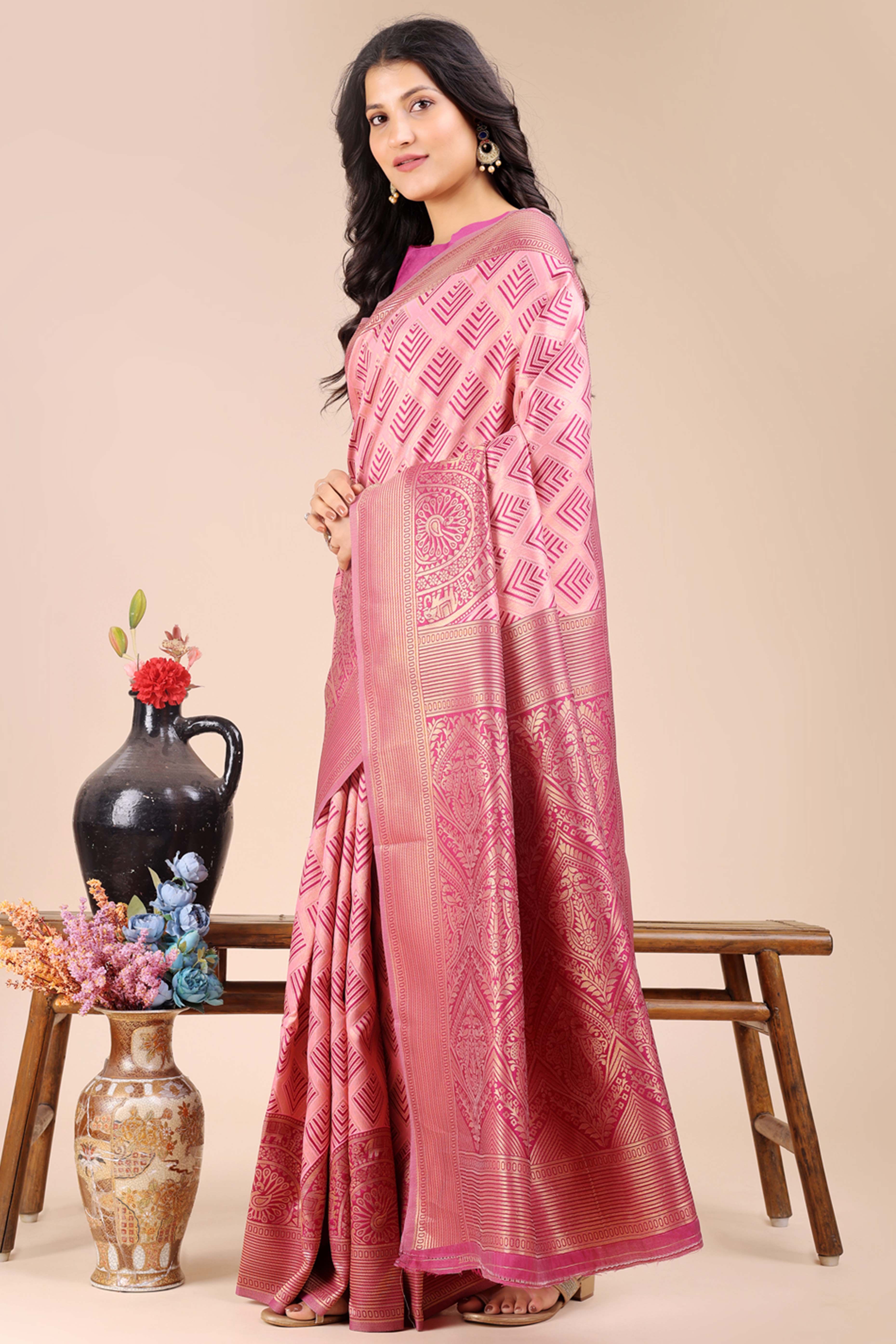 Light Pink Zari Woven Banarasi Silk Saree with Luxurious Detailing