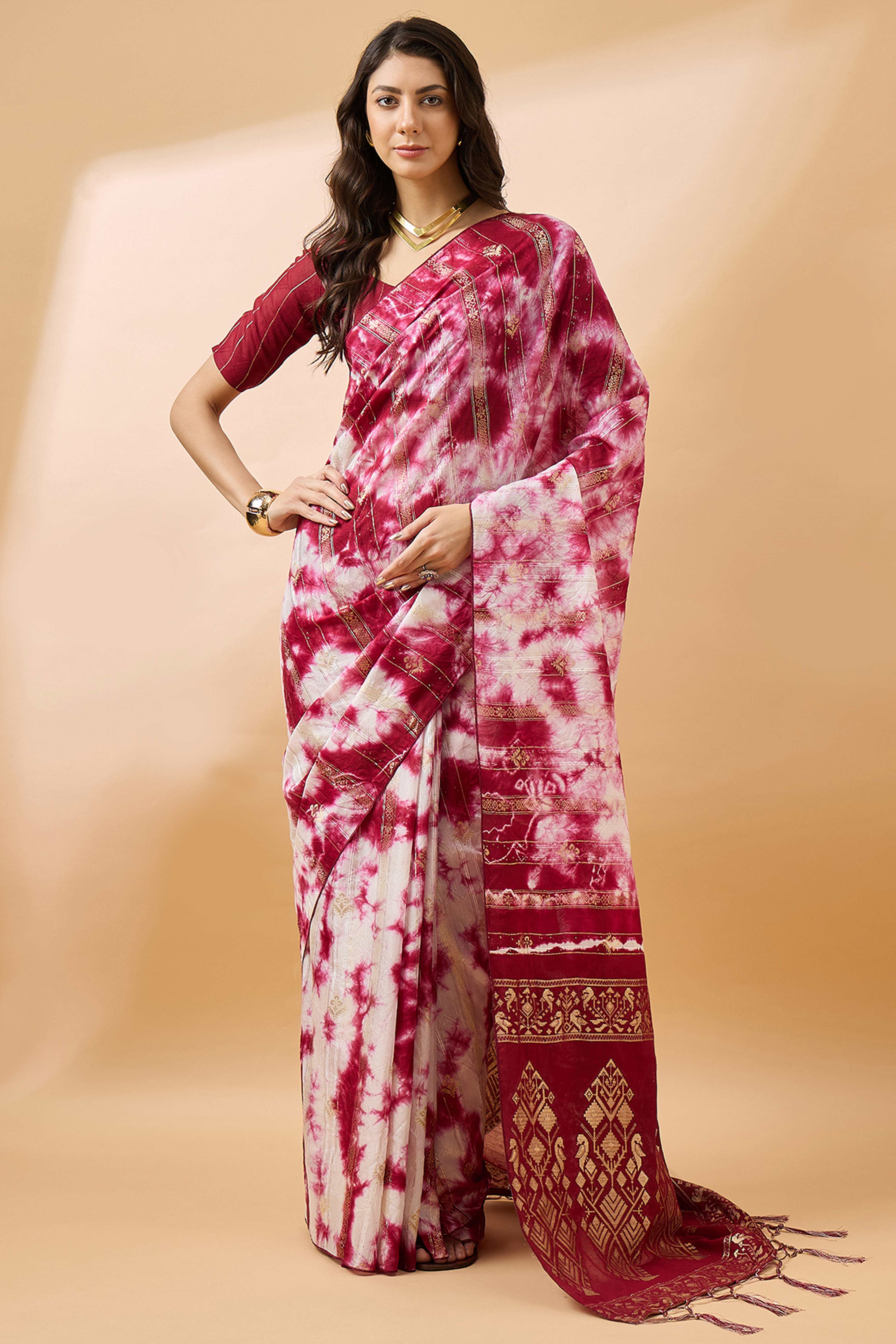 Floral Zari Woven Pink Saree In Cotton Blend With Sparkling Sequins & Elegant Tassel Pallu