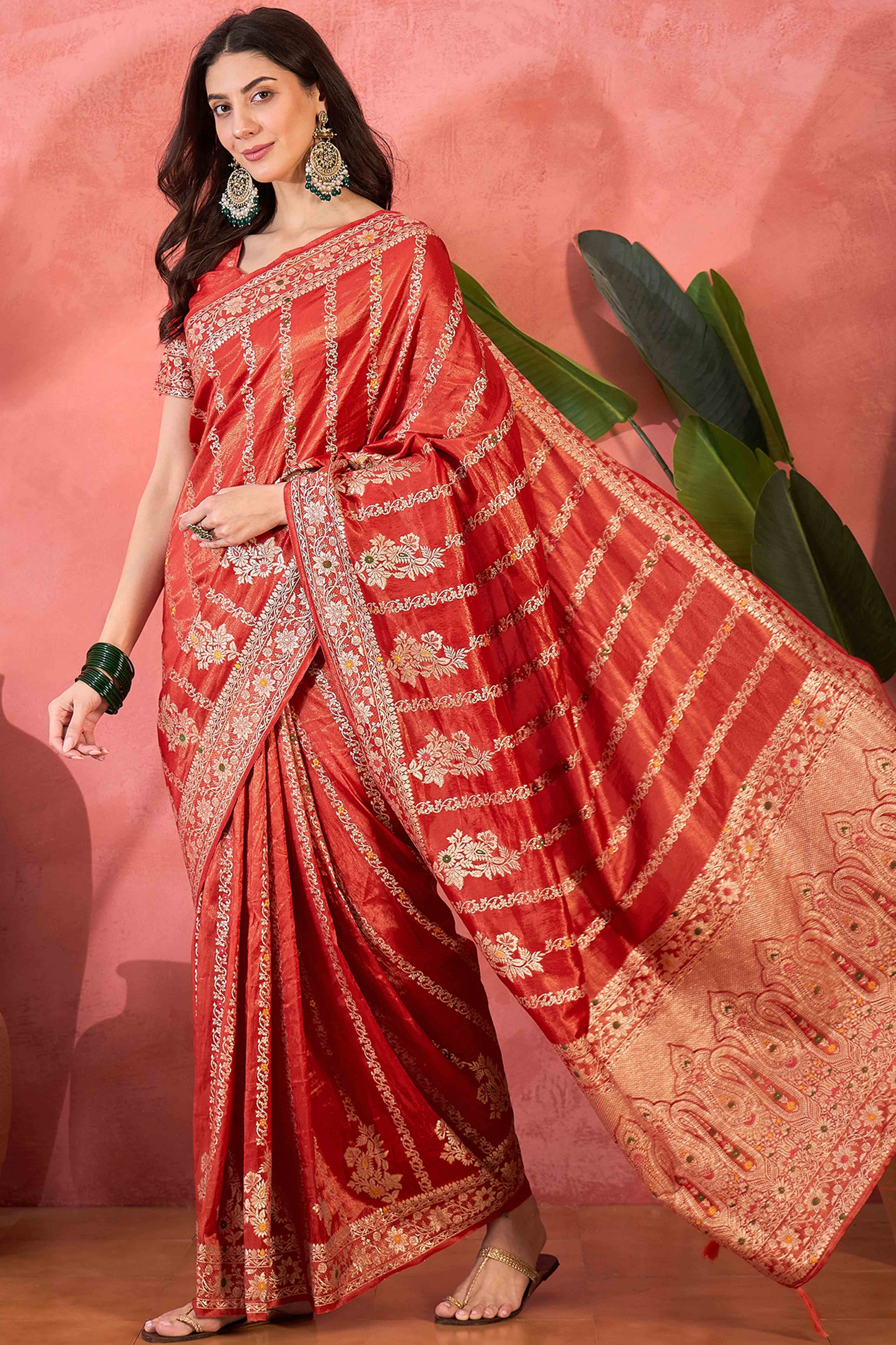 Floral Zari Woven Red Saree In Shimmer Finish With Elegant Tassel Pallu