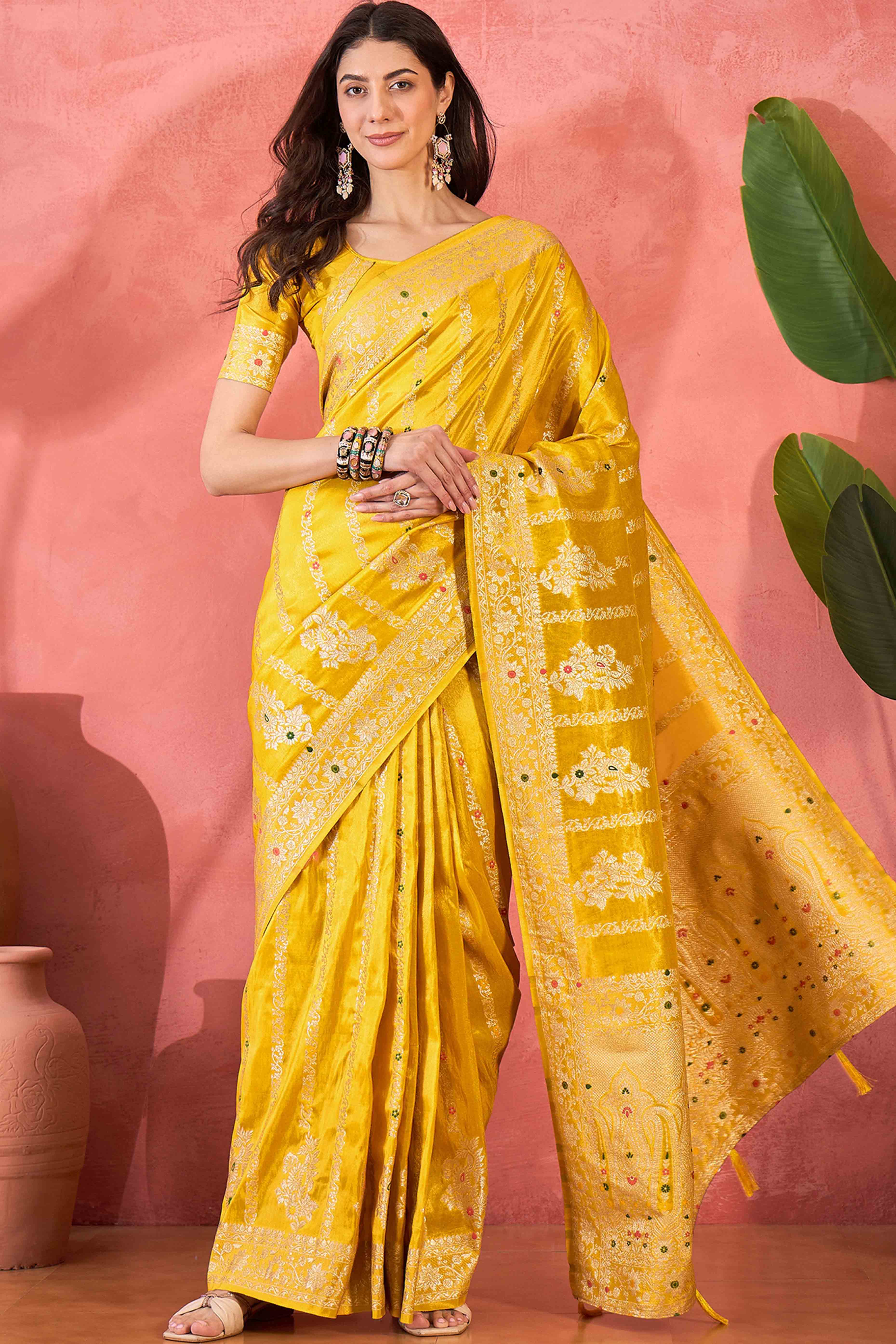 Floral Zari Woven Yellow Saree In Shimmer Finish With Elegant Tassel Pallu