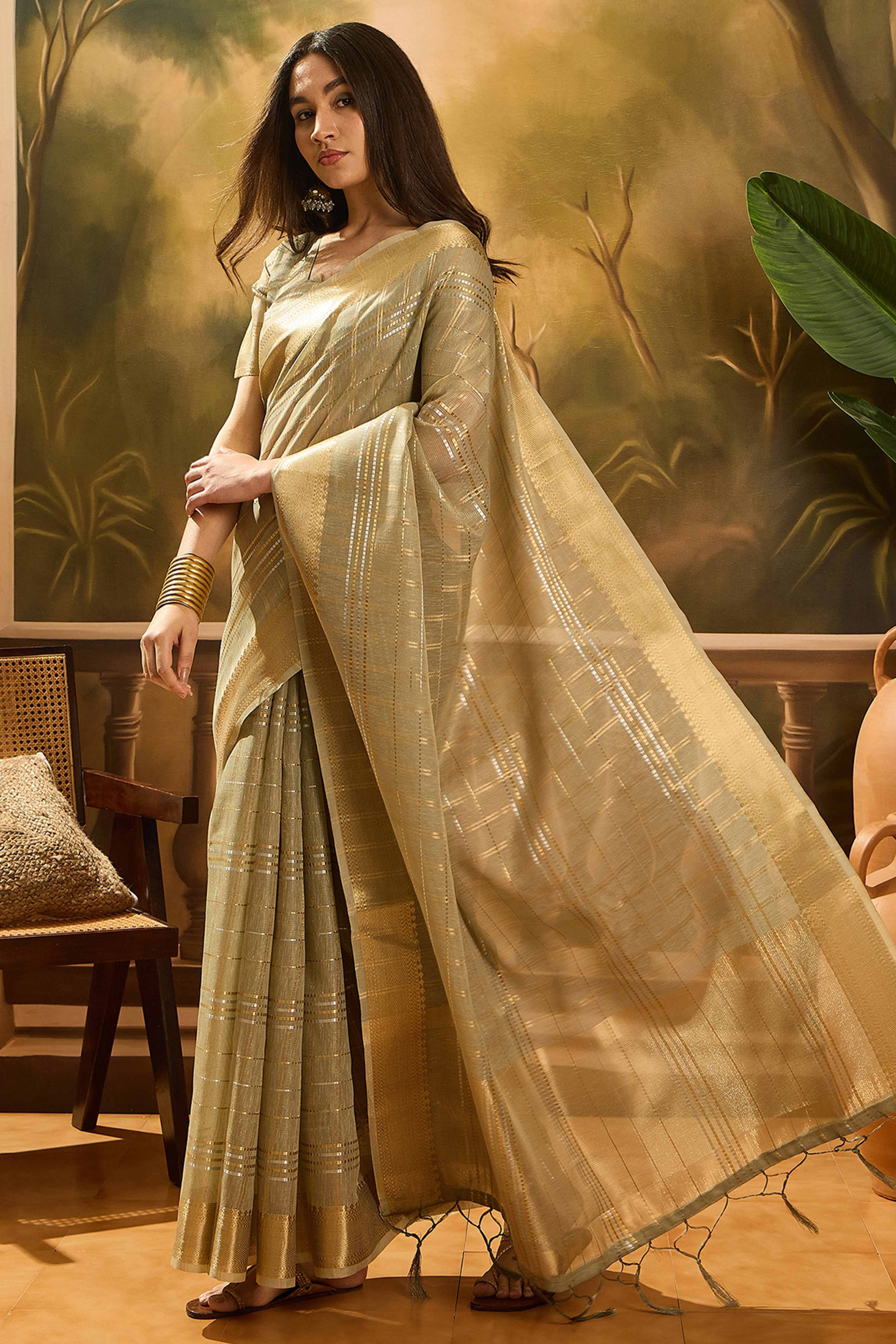 Green Zari Woven Khadi Organza Saree Featuring Classic Checks & Tassel Detailing