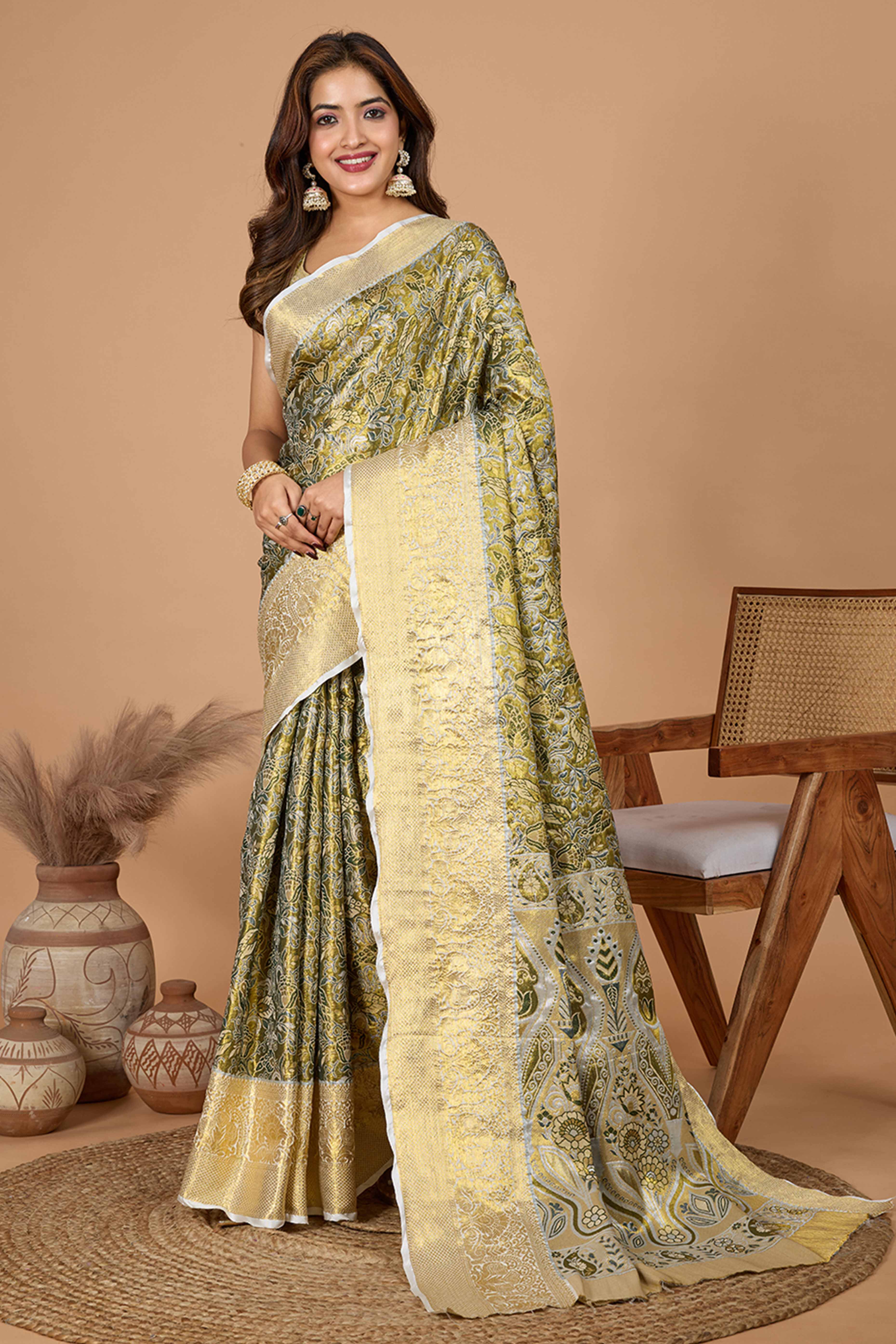 Mahendi Green Kanjivaram Silk Saree Adorned With Exquisite Floral Zari Weaving