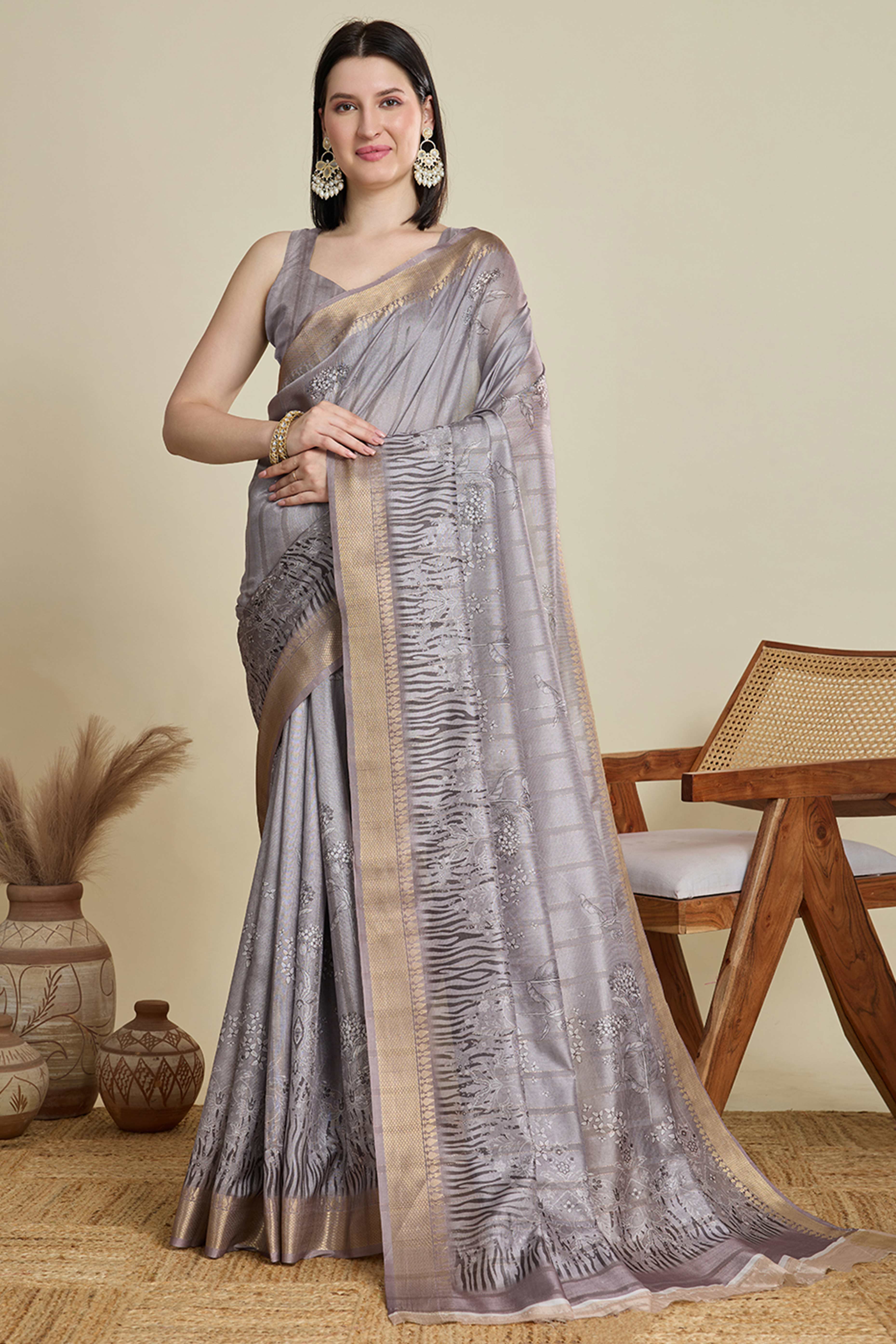 Grey Cotton Blend Saree Featuring Floral Prints and a Festive Zari Border Accent