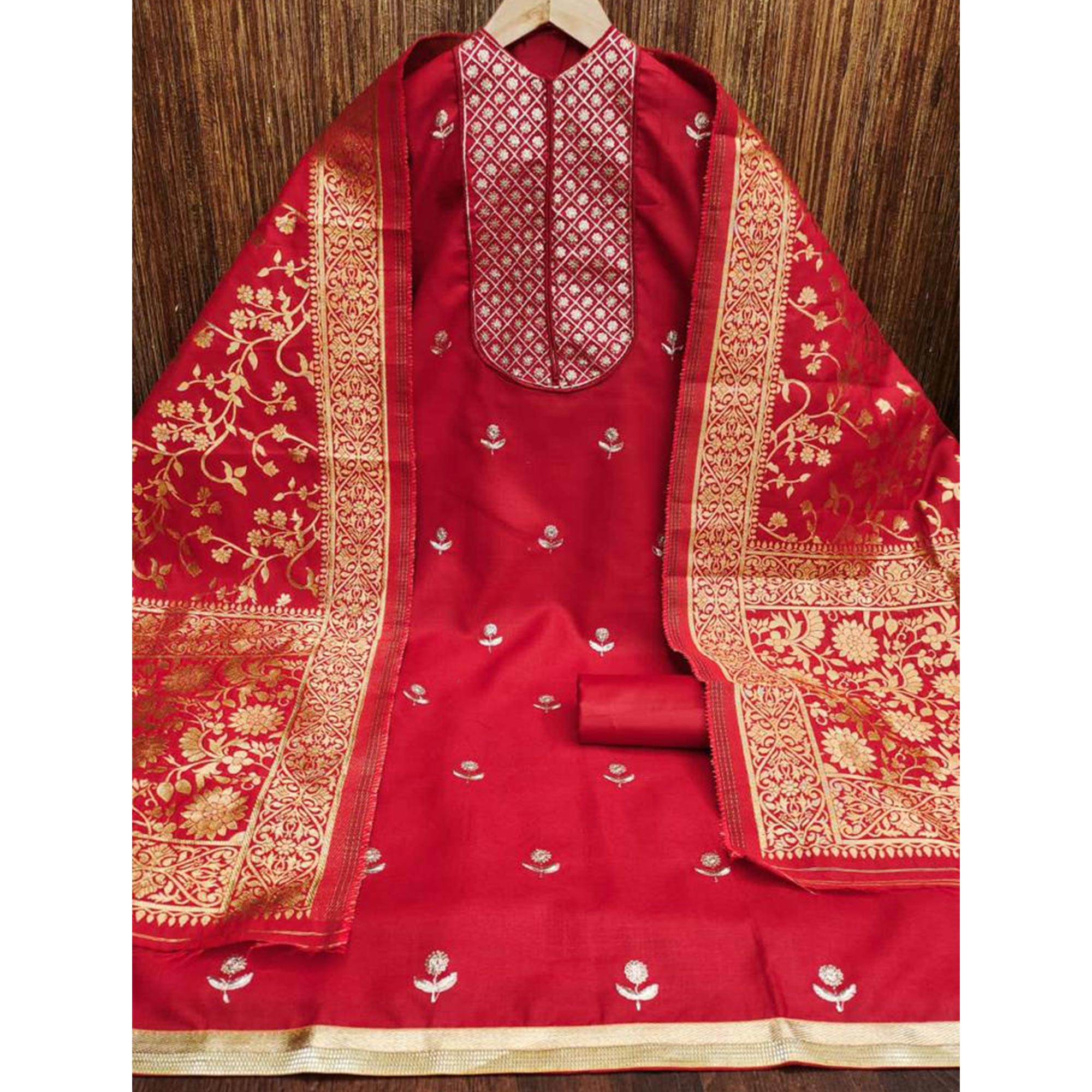 GNGR-41187-RED