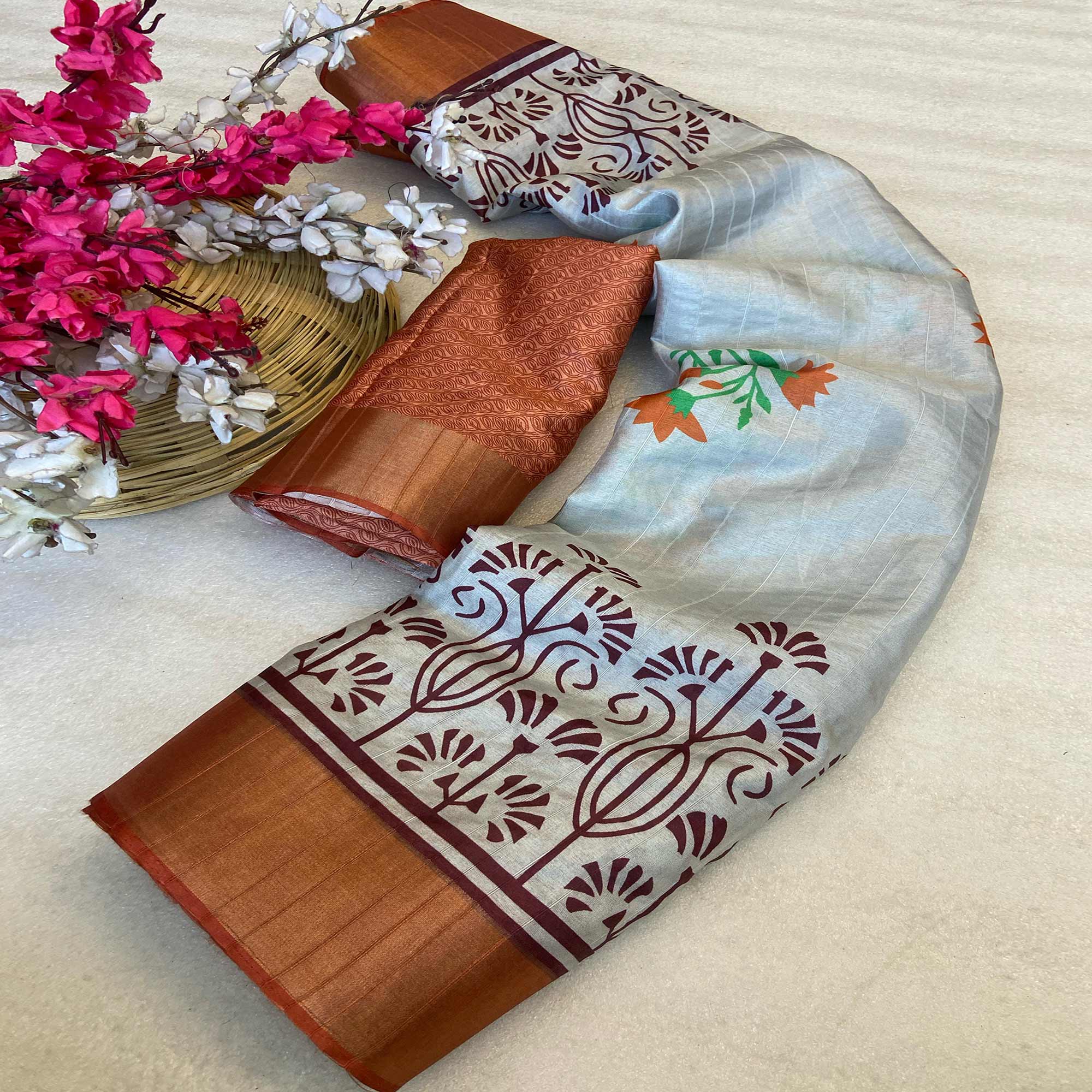 Grey Cotton Silk Saree Woven on Handloom with Elegant Abstract Patterns