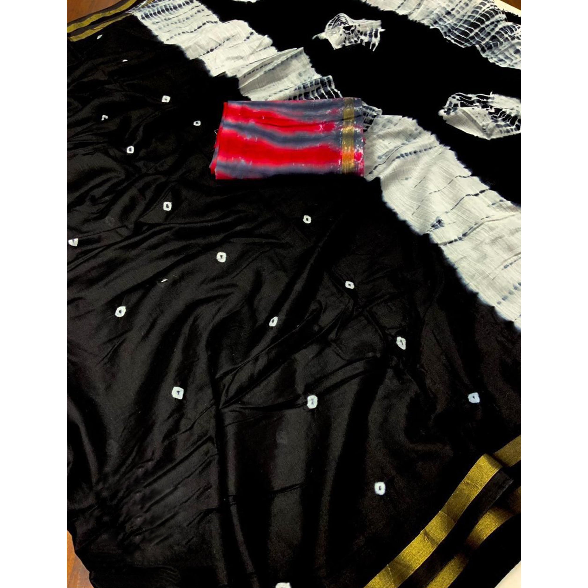 Black Linen Cotton Saree Adorned with Vibrant Bandhani Prints and Breezy Texture