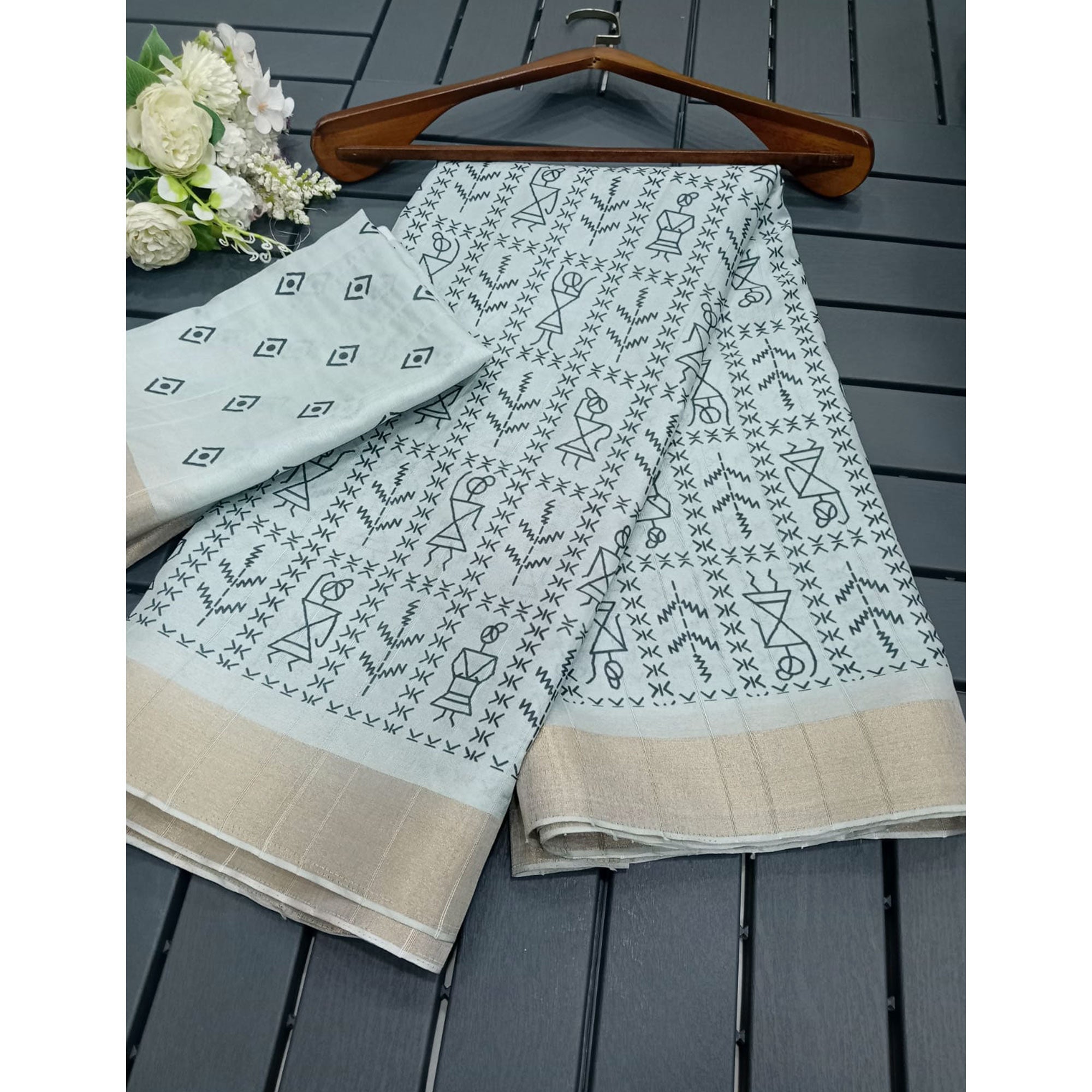 Grey Digital Printed Dola Silk Saree With Jacquard Zari Border