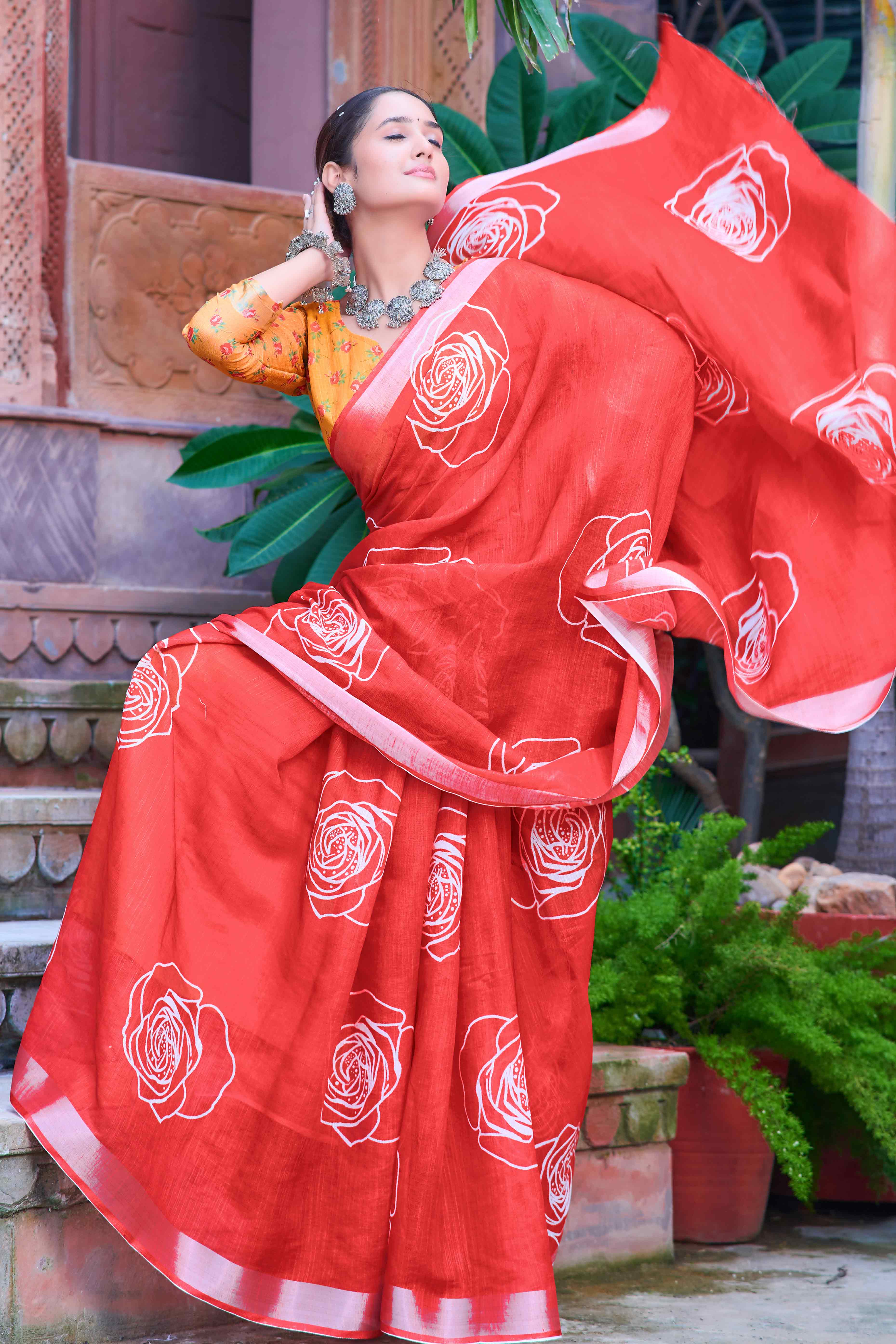 Red Floral Printed Linen Saree