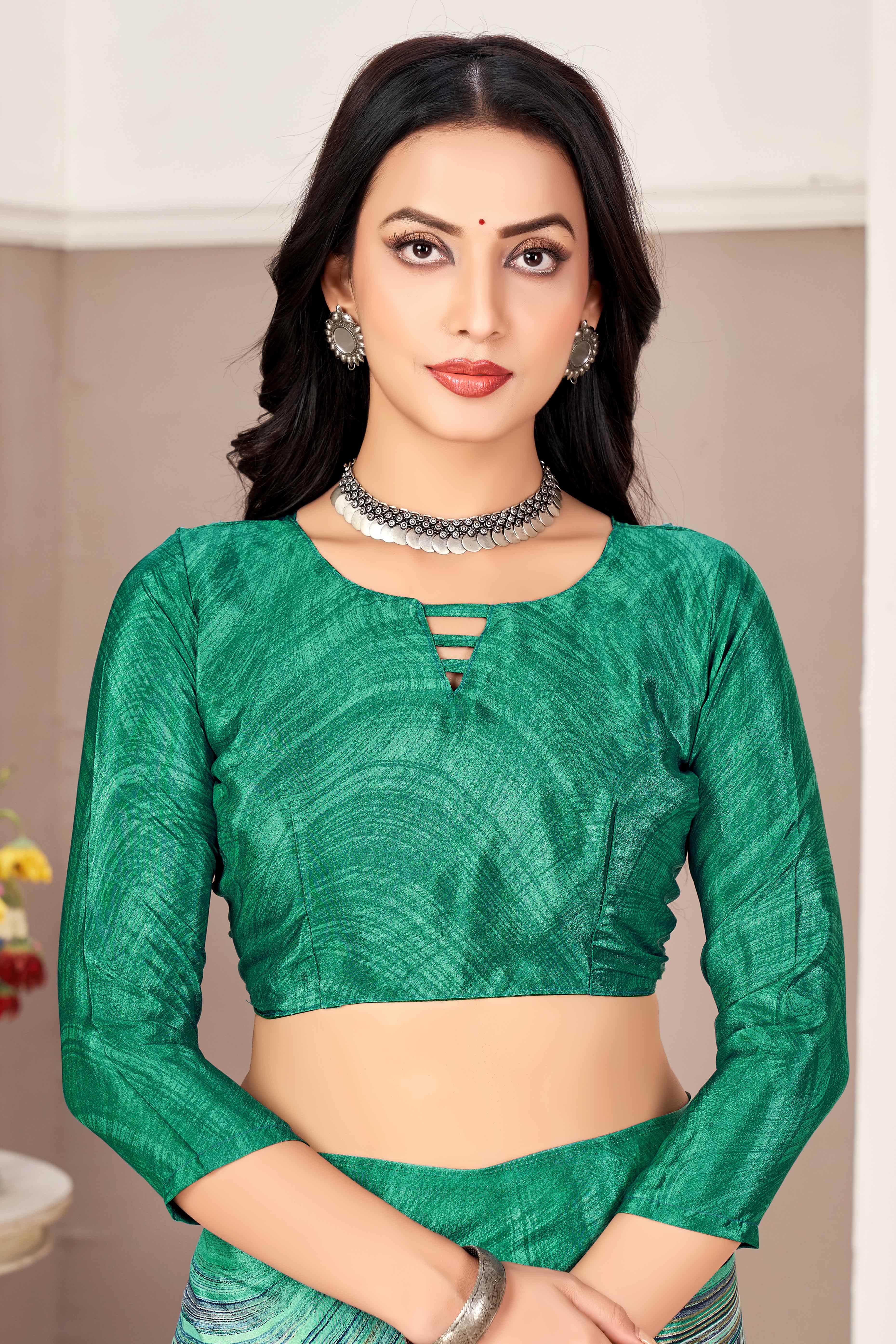 Green Silk Crepe Saree With Artistic Abstract Printed Work