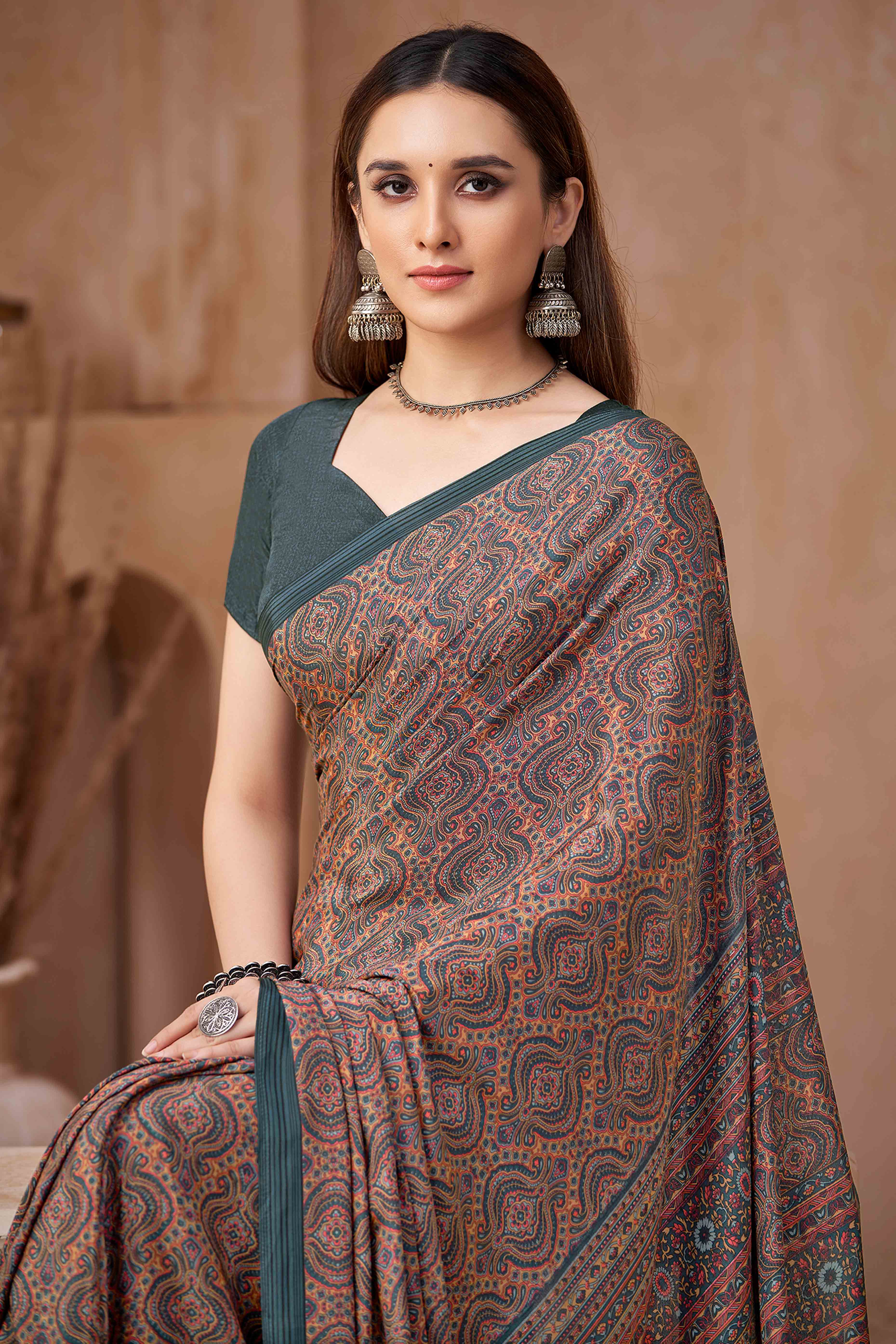 Grey Crepe Silk Saree Featuring Delicate Floral Print Work