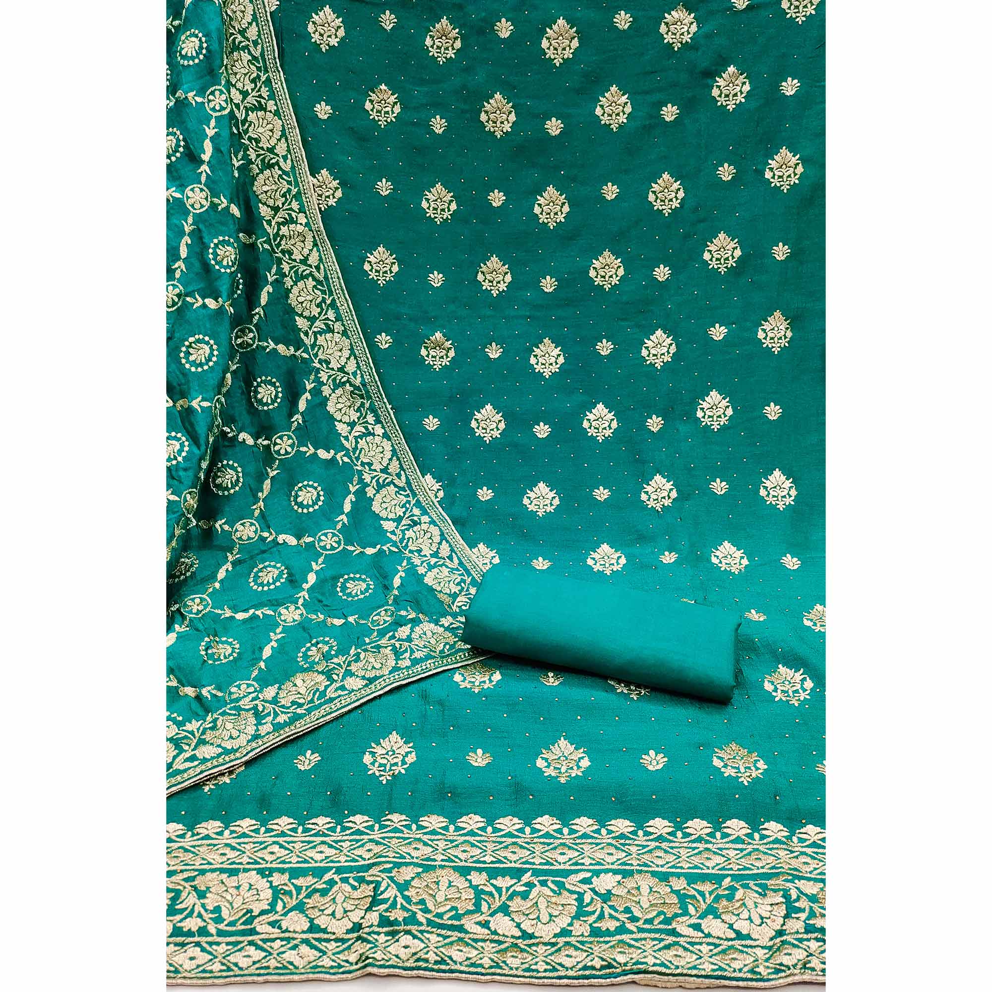 PDM-ANUSHKA-6358-RAMGRN