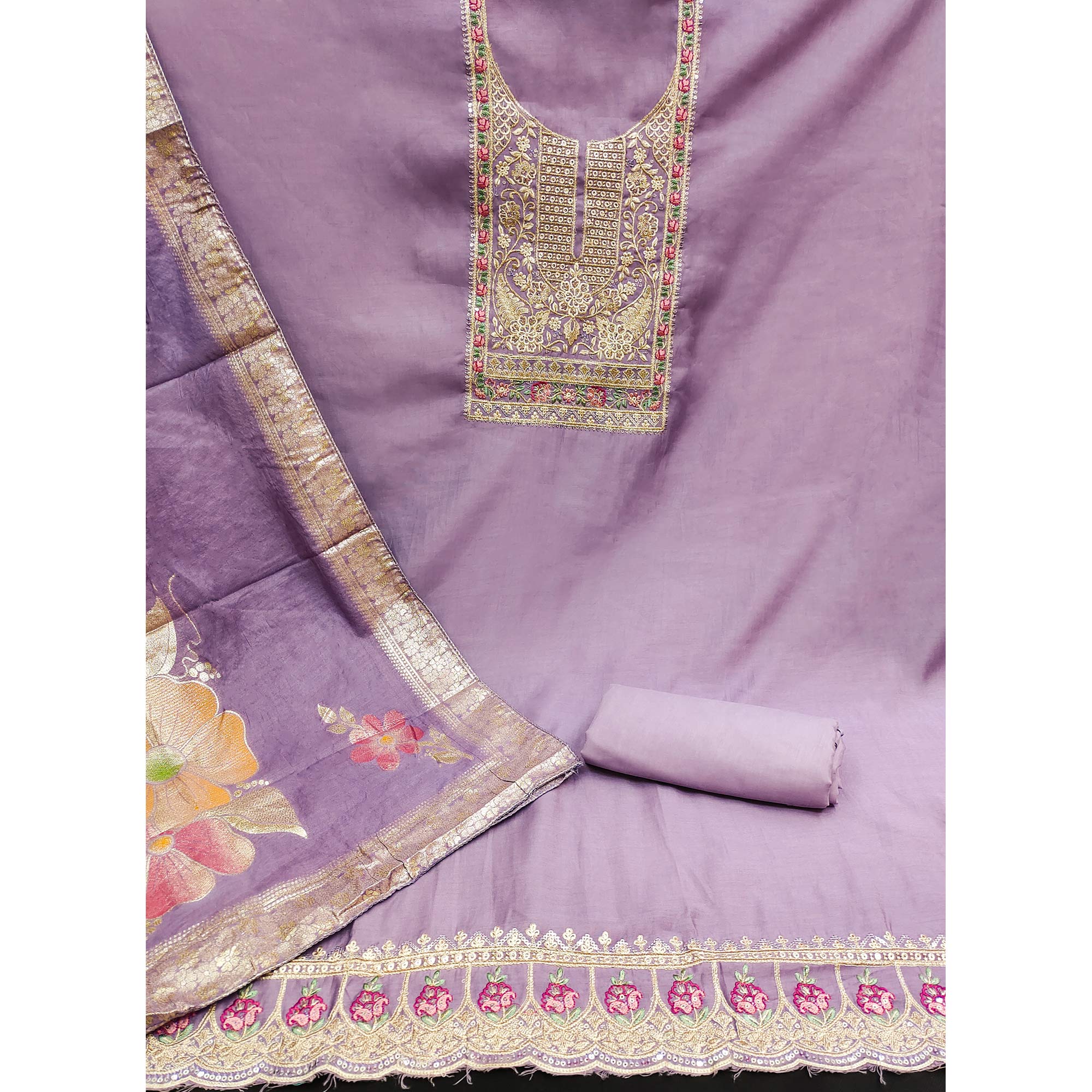 PDM-ANUSHKA-6532-LAVNDR