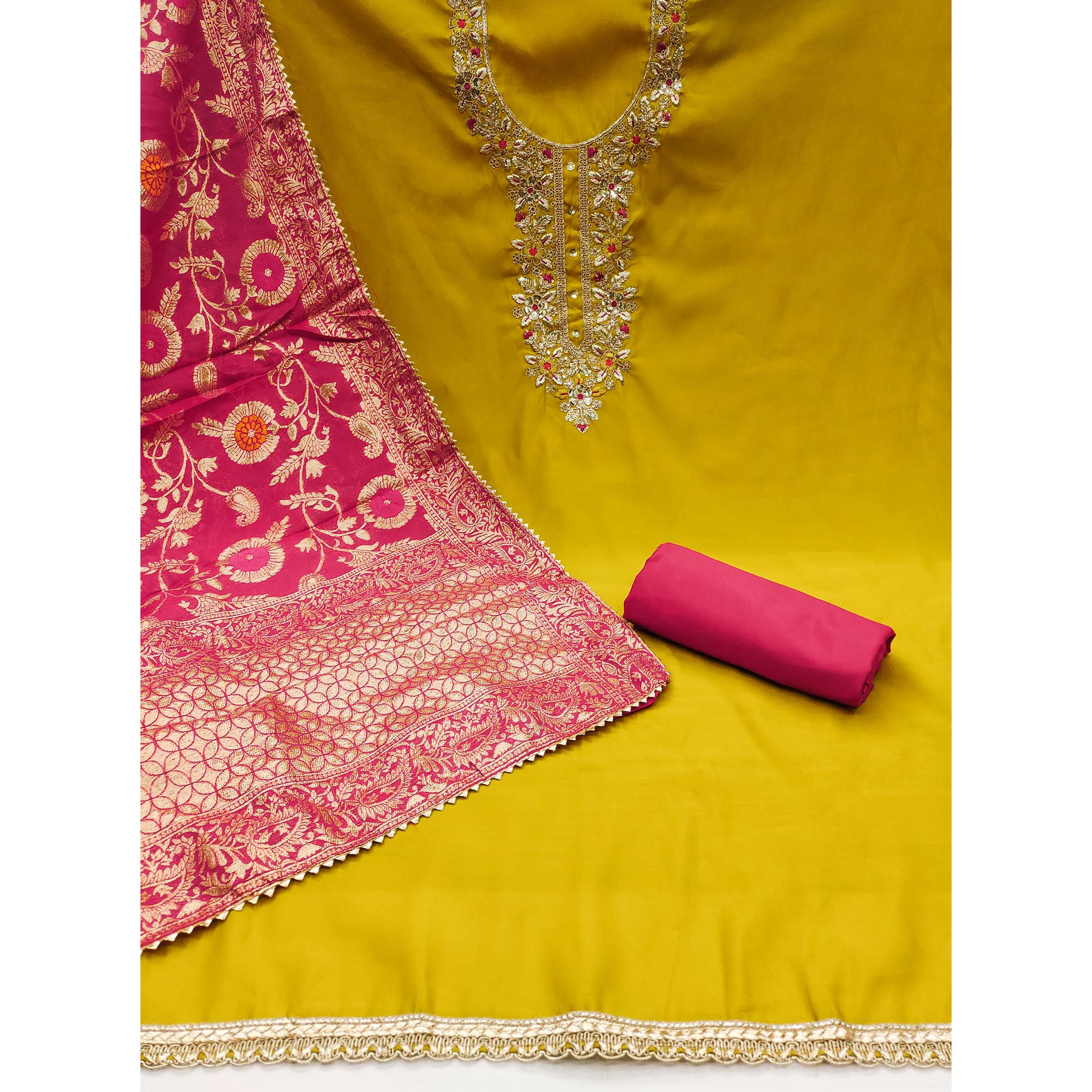 PDM-ANUSHKA-6548-MUSTRD