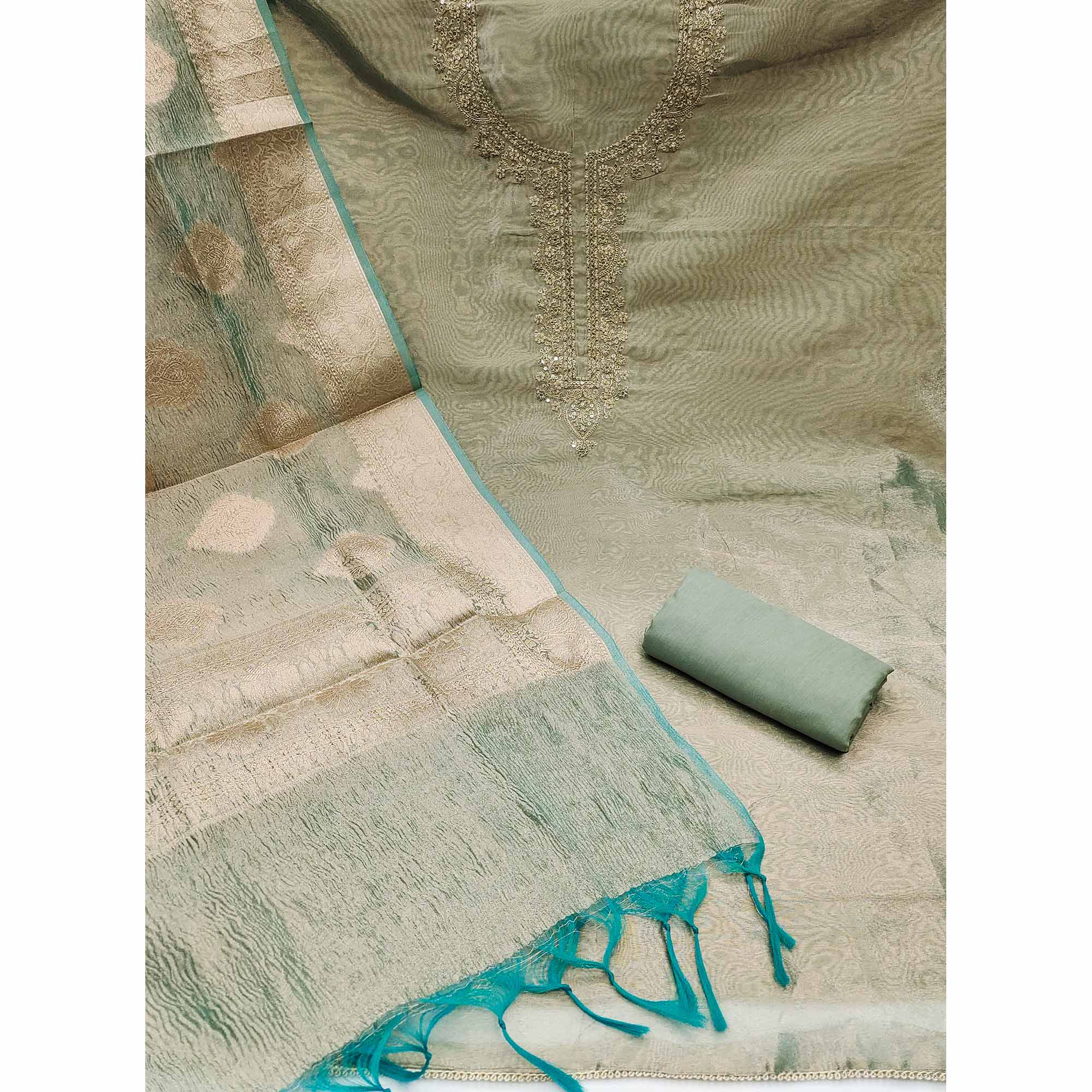 PDM-ANUSHKA-6559-RGREEN