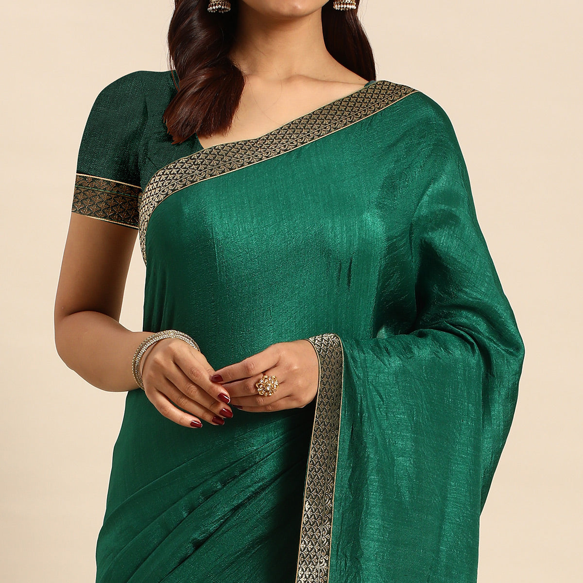 Green Solid Vichitra Silk Saree With Fancy Border