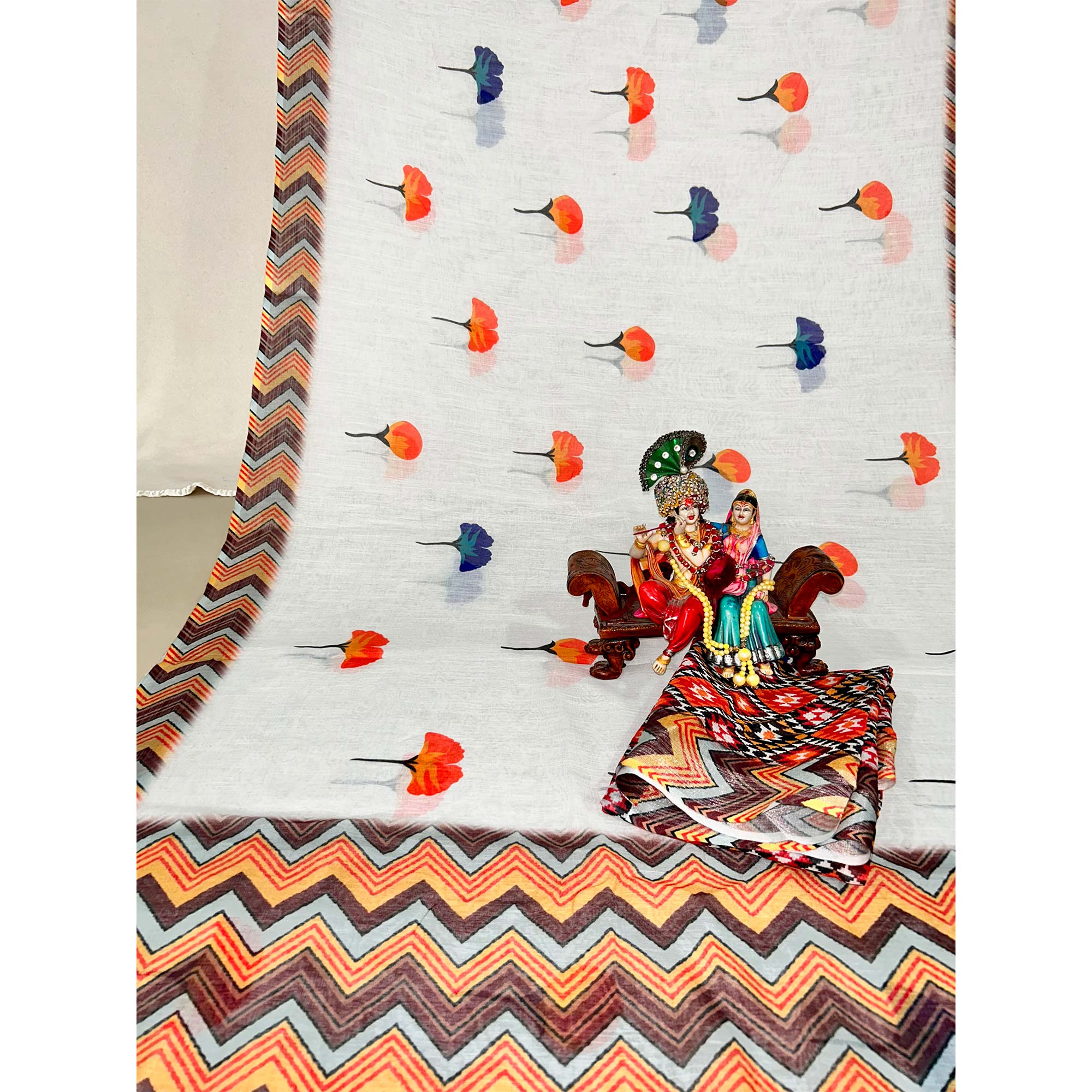 White Floral Digital Printed Linen Saree