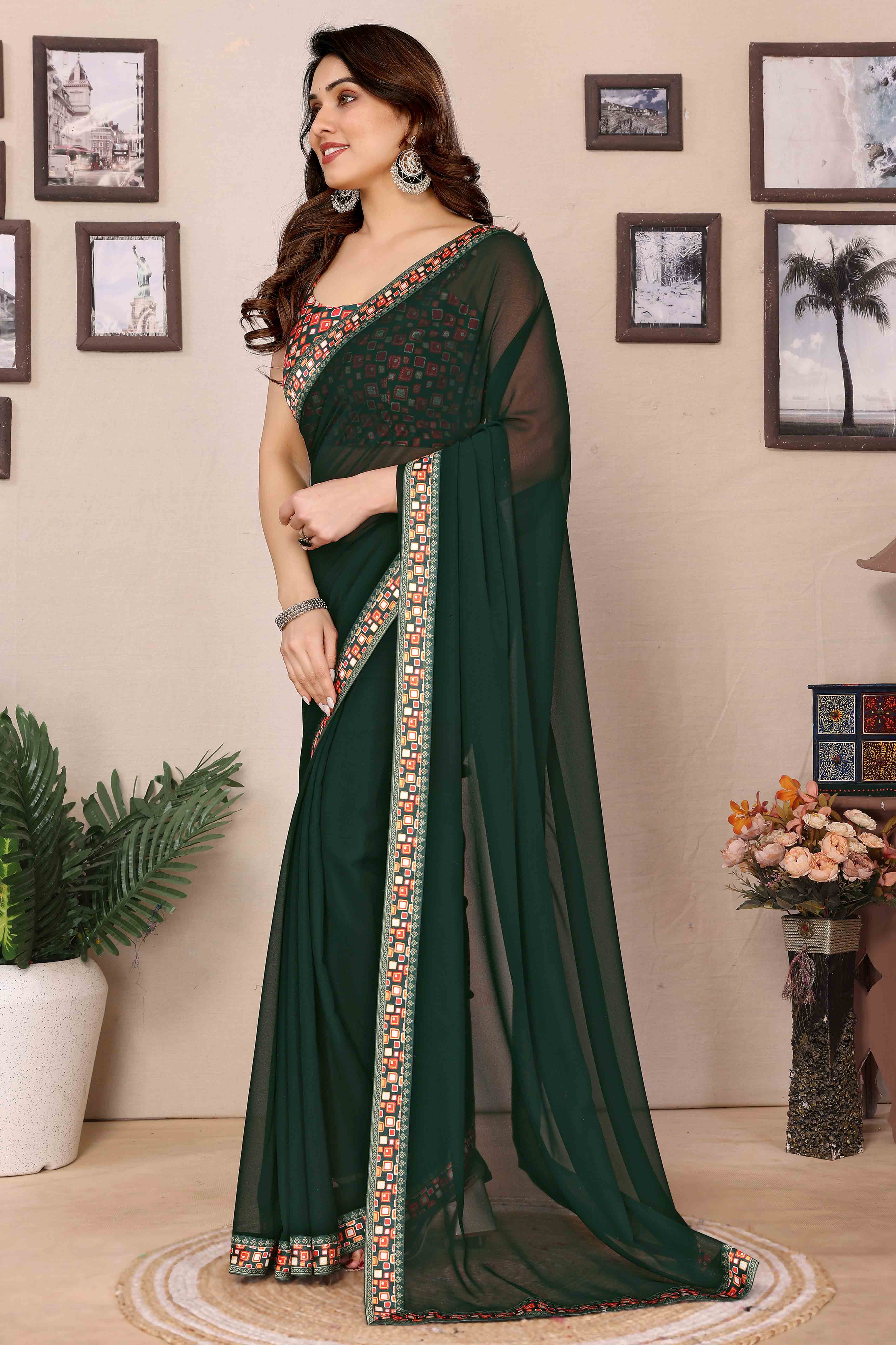 Green Solid Georgette Saree With Printed Border