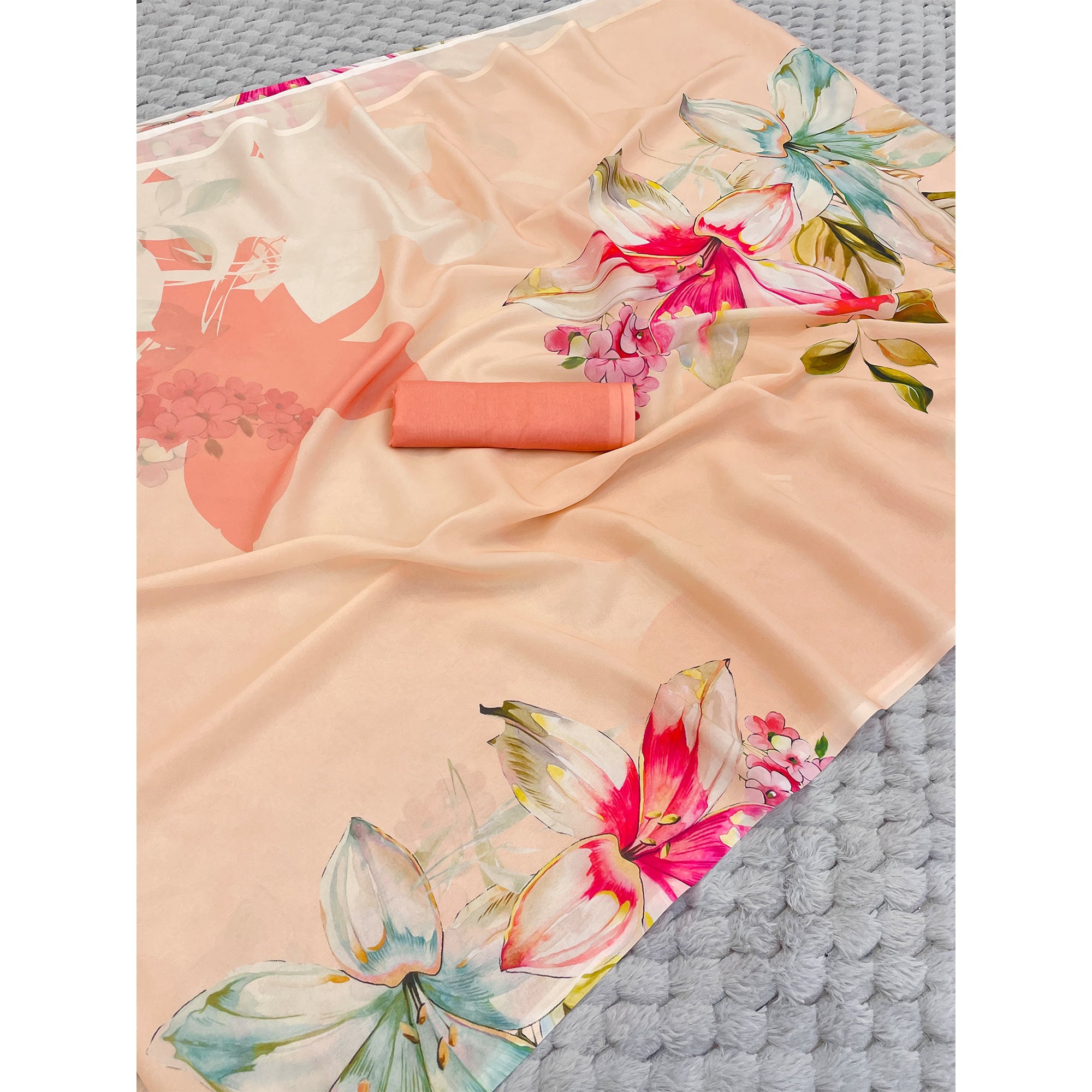 Peach Sparkle Star Georgette Saree Adorned With Floral Digital Prints