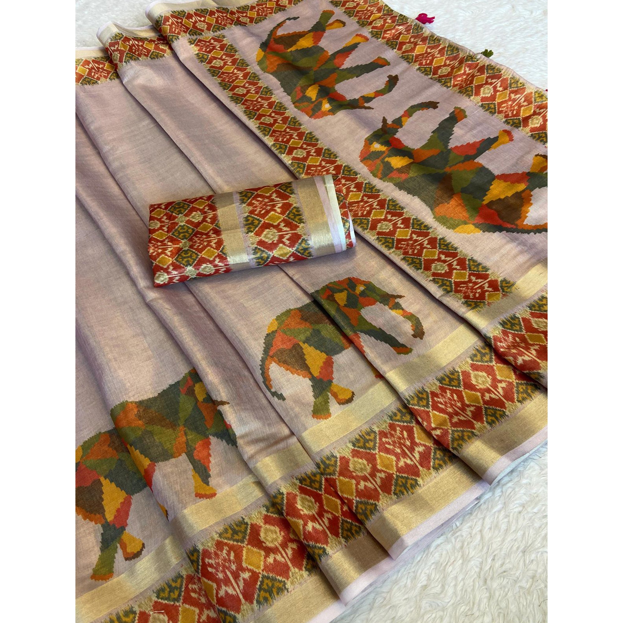 Lavender Digital Print Saree in Premium Tissue Cotton Silk for Festive & Elegant Styling