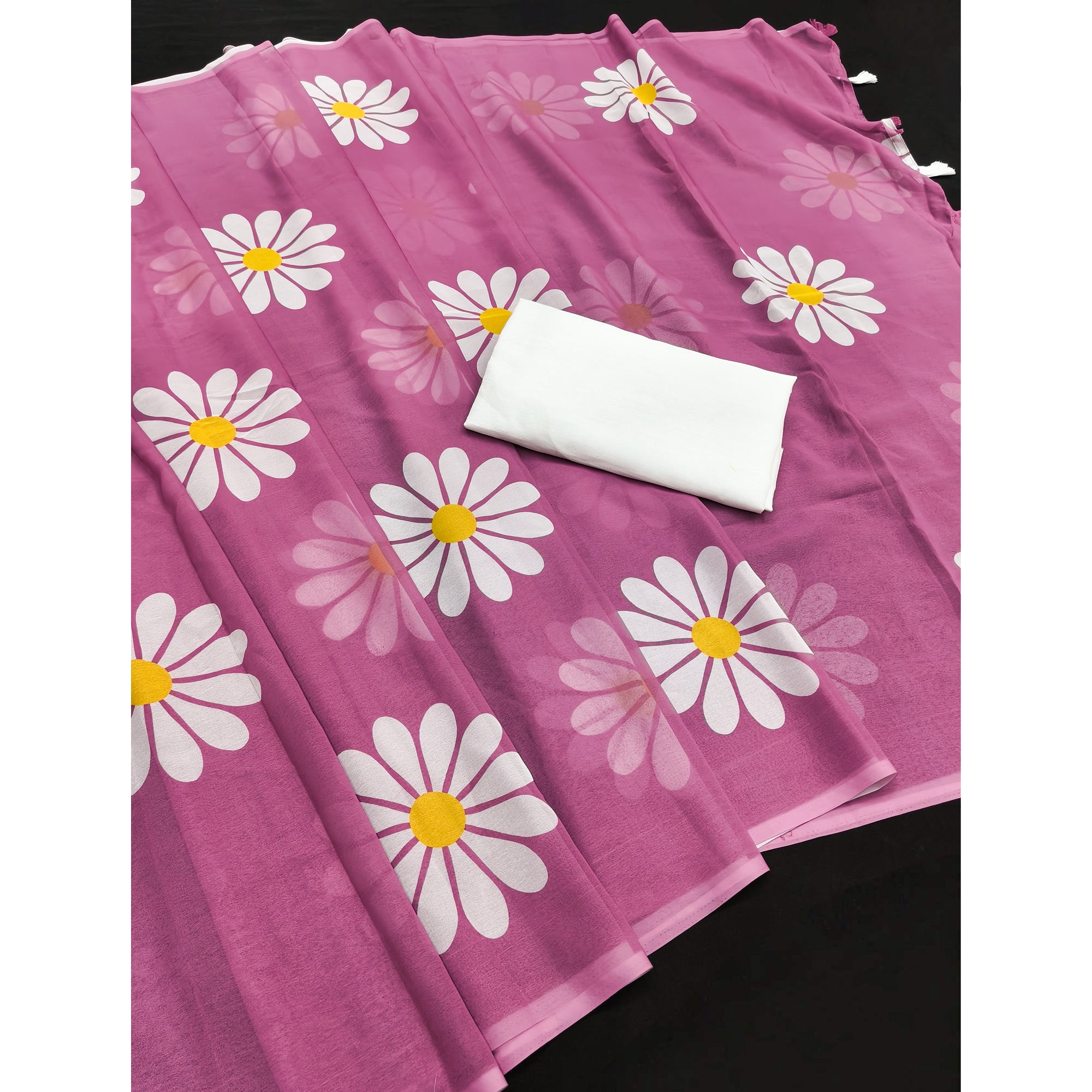 Light Magenta Georgette Saree Featuring Delicate Floral Prints & Tassels Pallu