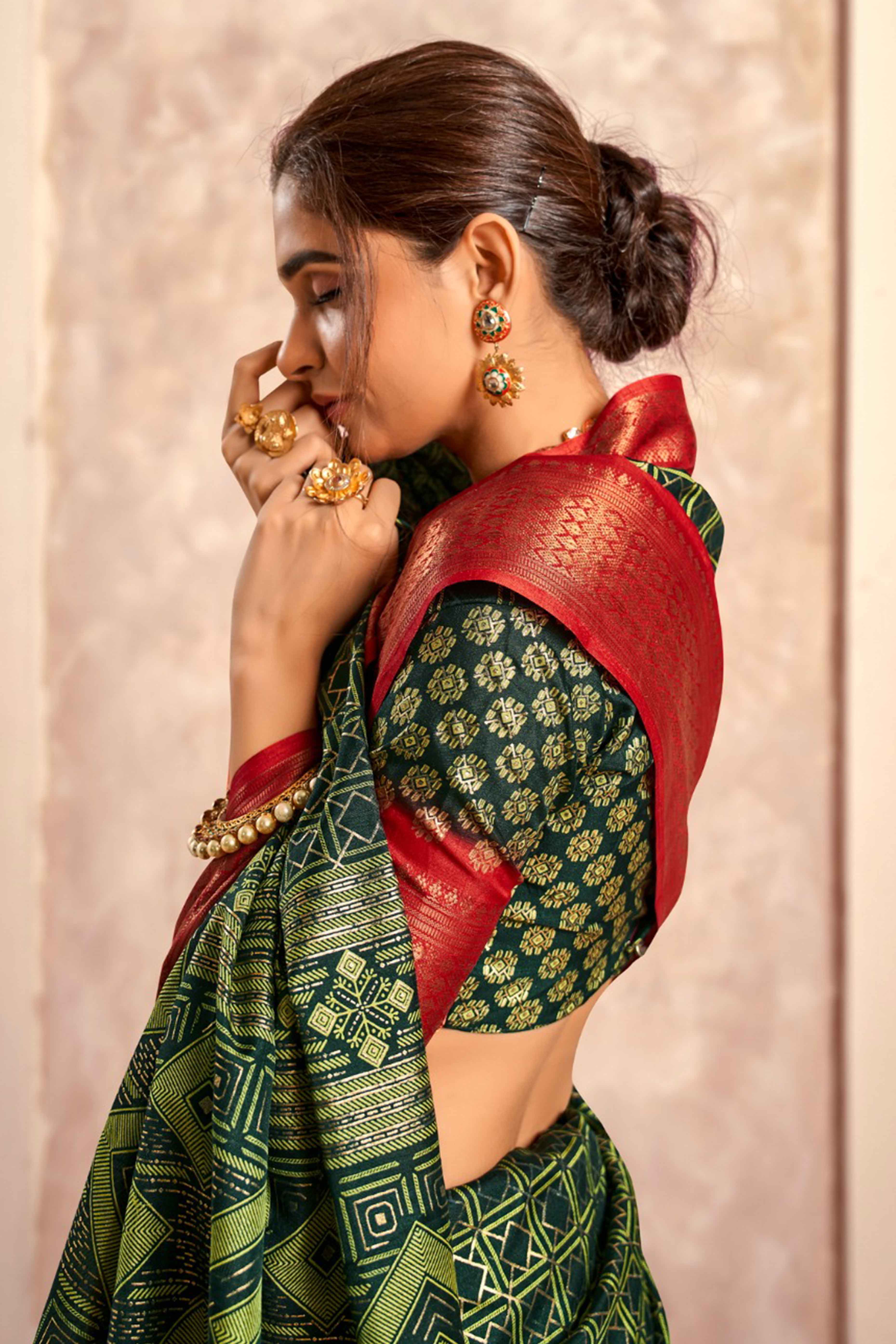 Green Geometric Foil Printed Dola Silk Saree With Woven Border