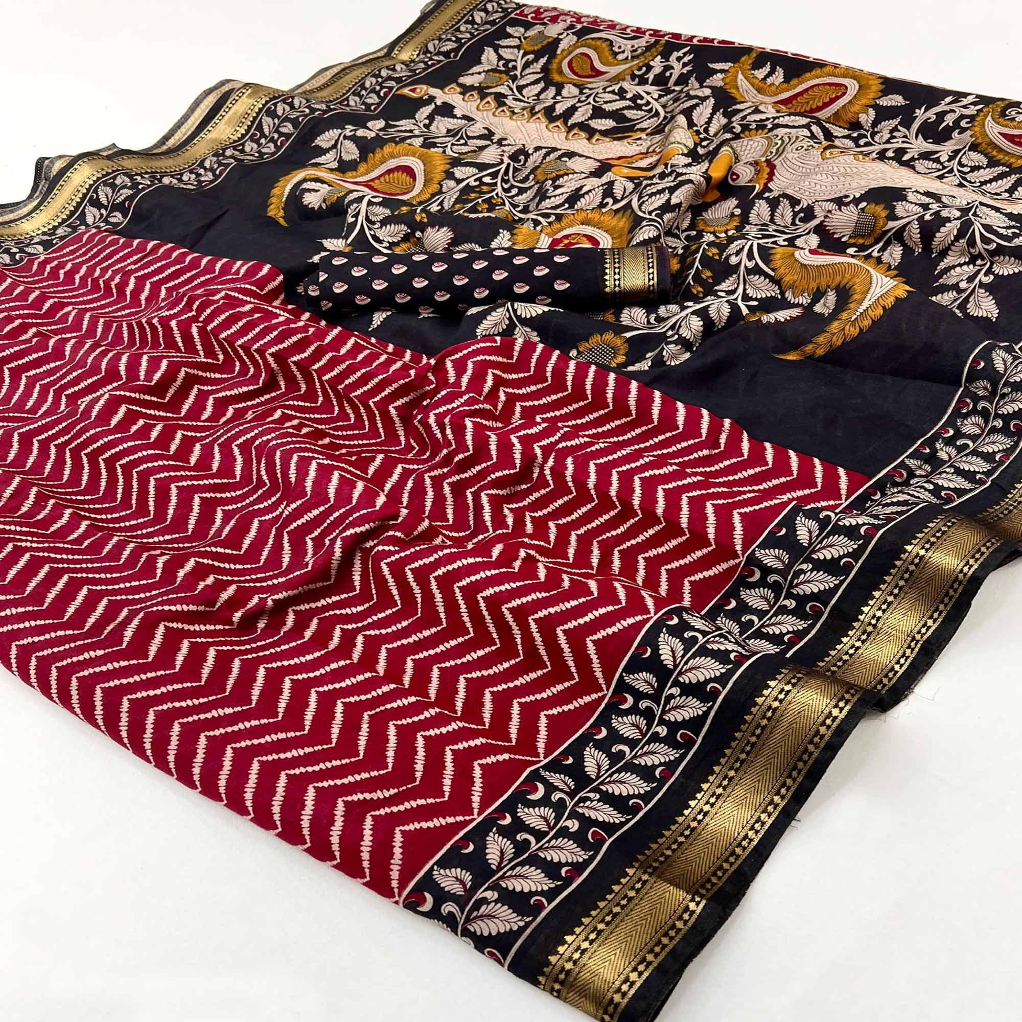 Maroon Mulmul Cotton Saree with Geometric Zig-Zag Design and Zari Trim