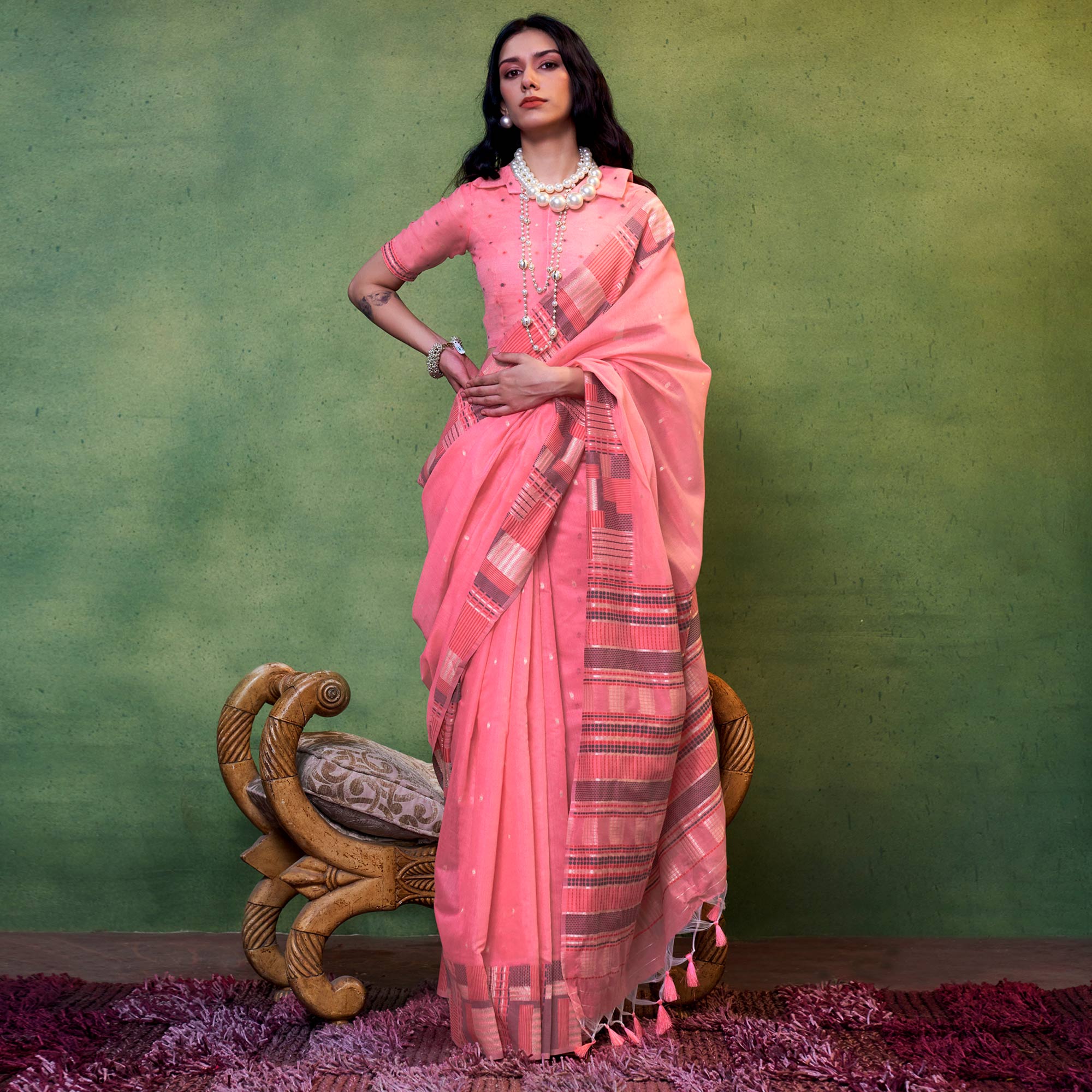 Gajri Pink Woven Cotton Silk Saree With Tassels