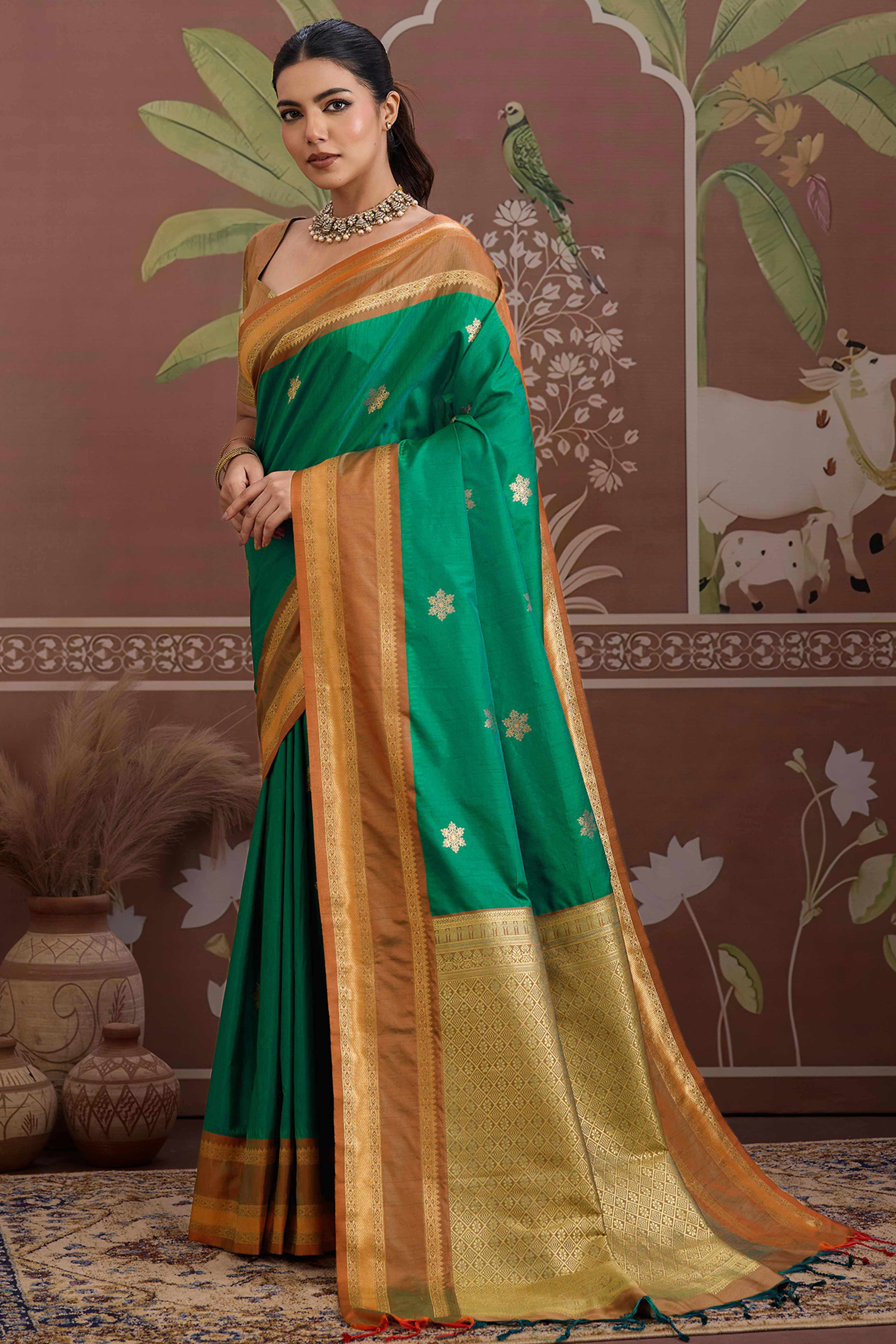 Luxury Style Green Saree in Silk Blend with Intricate Zari Work