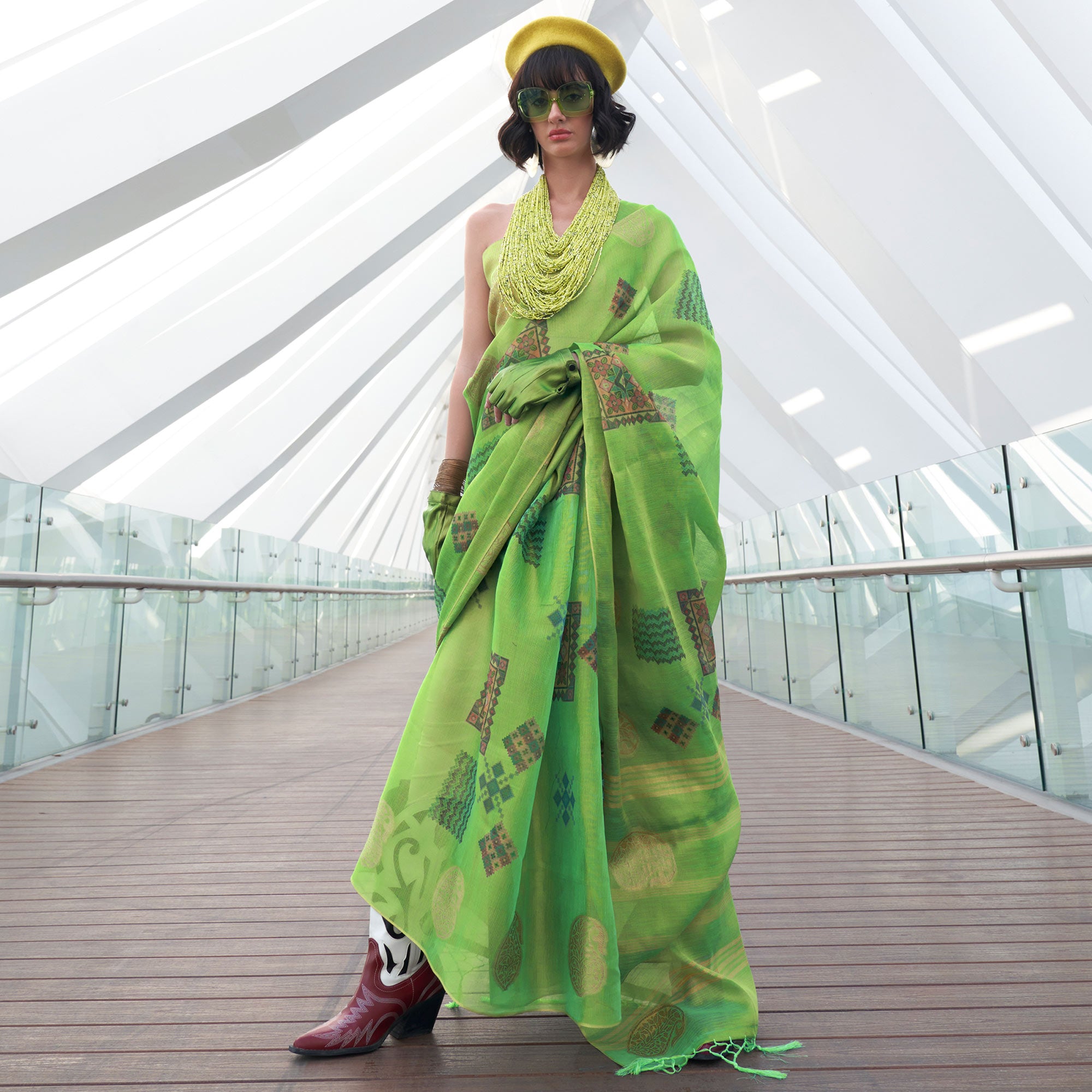 Green Woven Art Silk Saree With Digital Print