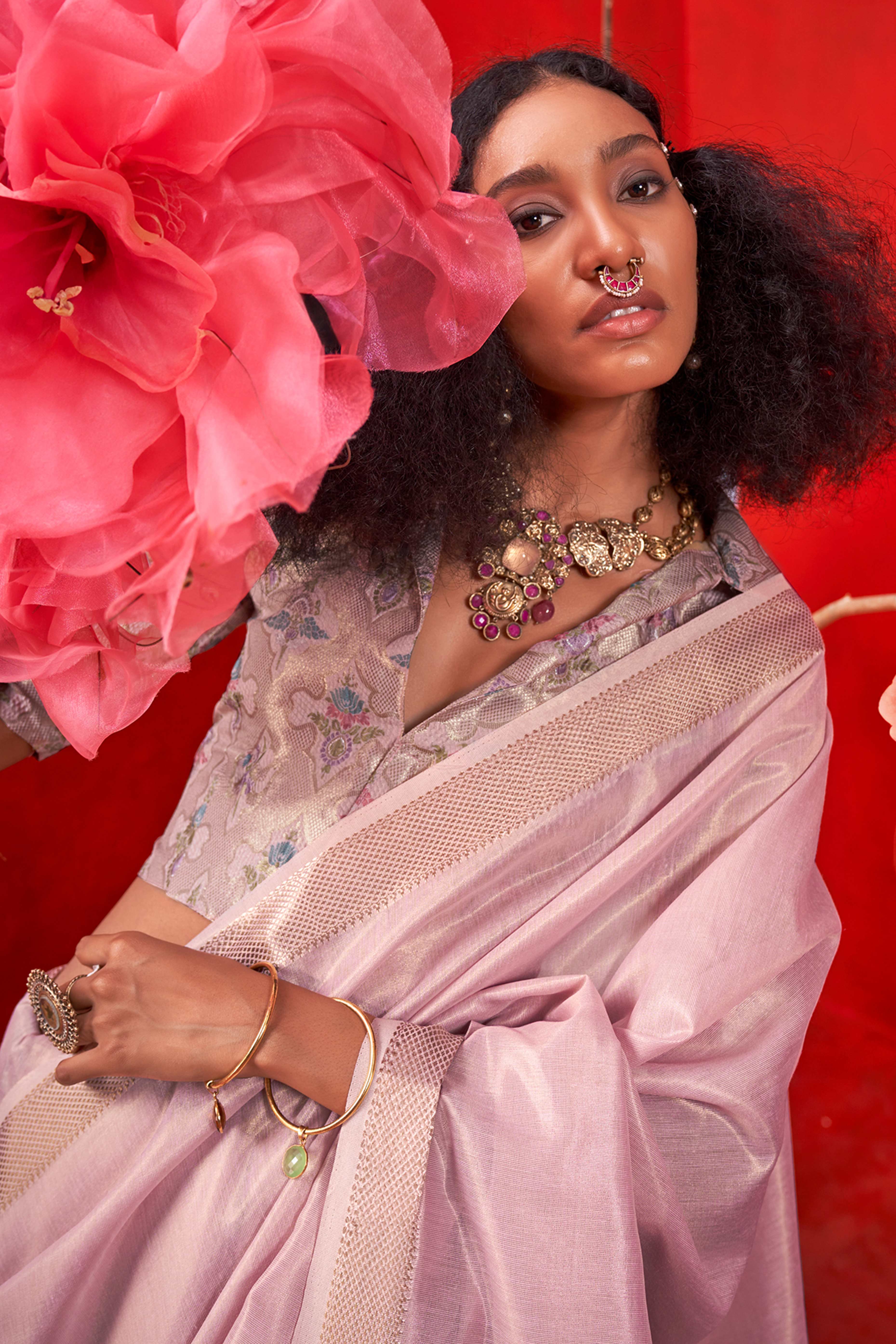 Delicate Lavender Saree with Classic Zari Weaving on Tissue Fabric