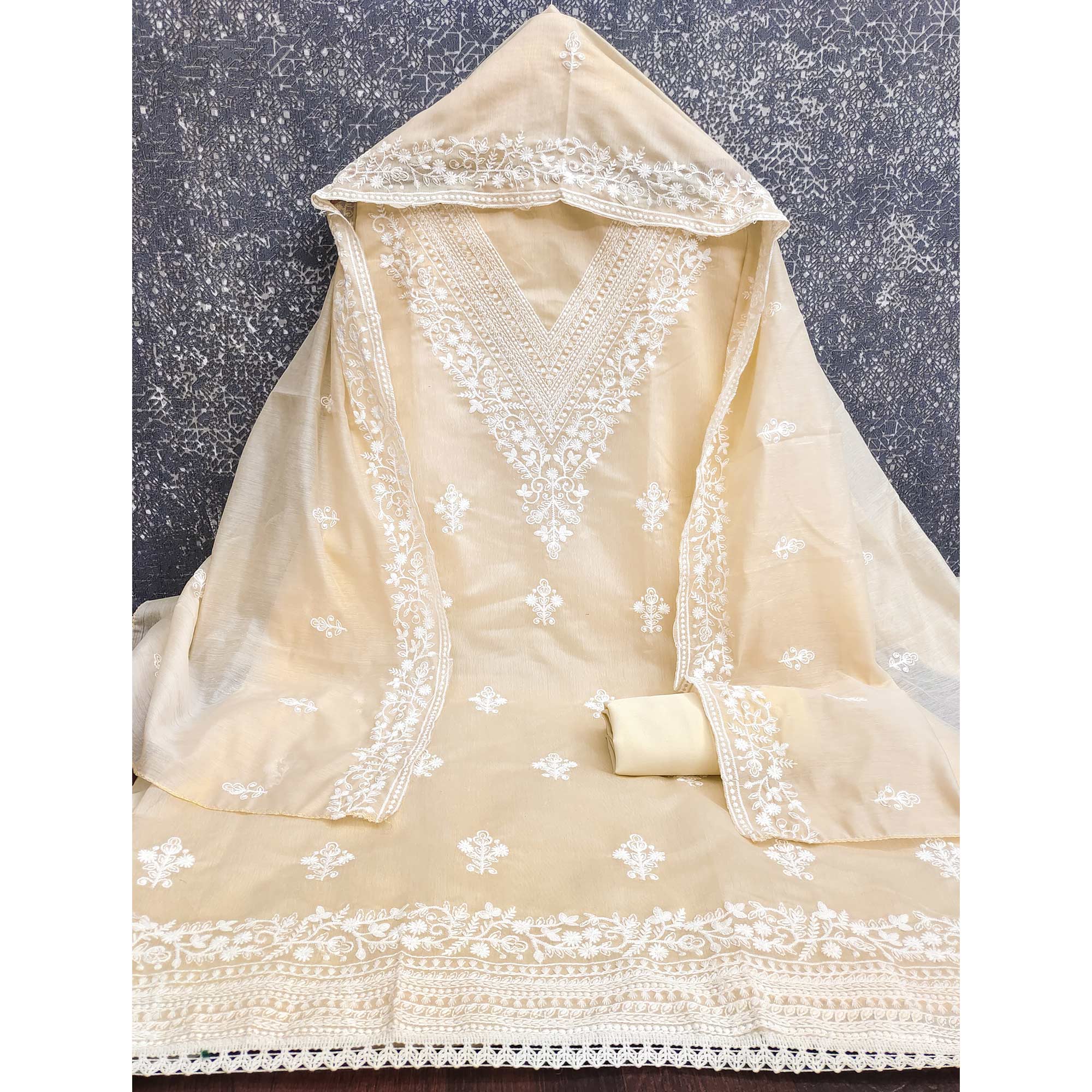 Traditional Cream Chanderi Silk Suit Fabric with Embroidered Floral Patterns - Image 2