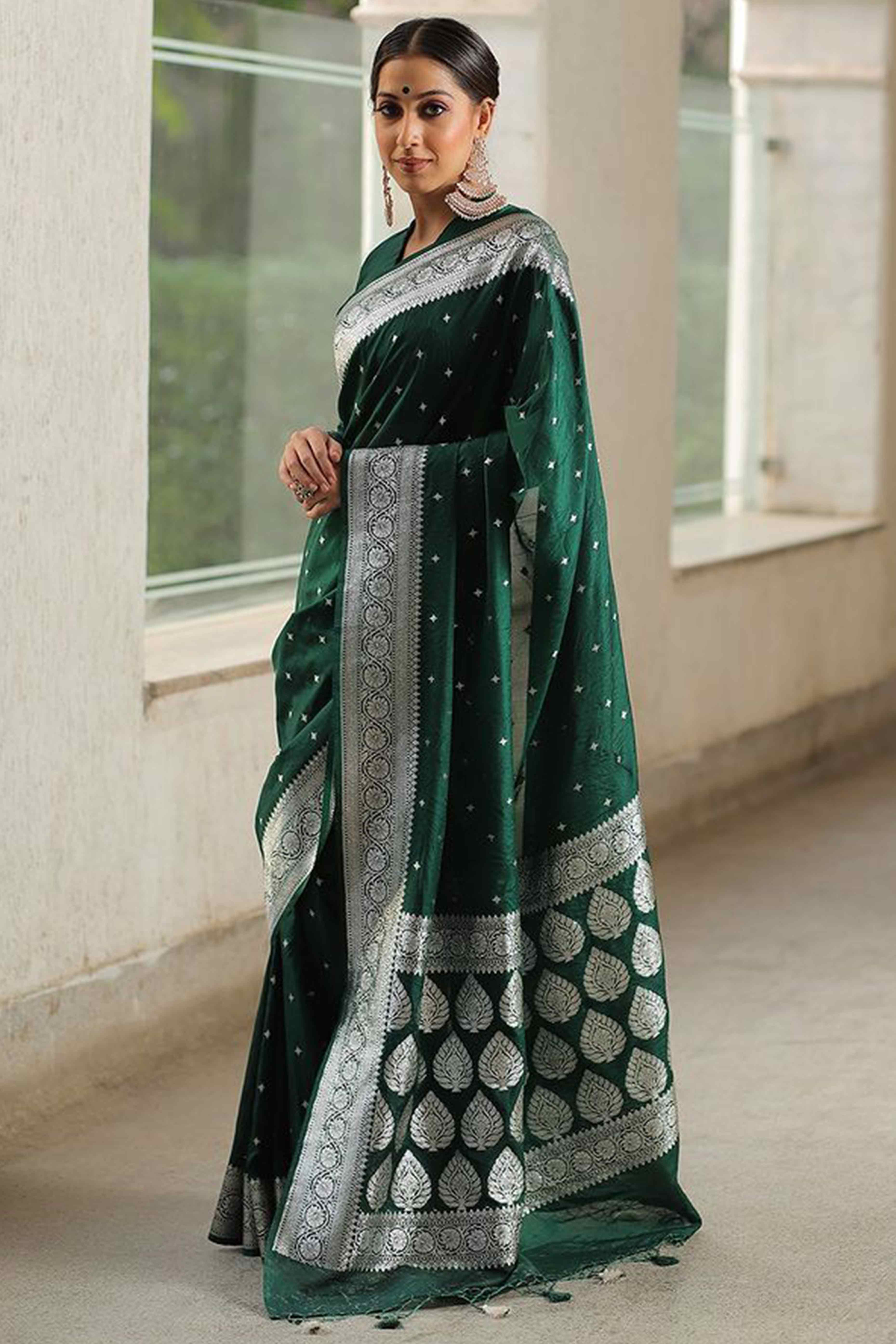 Exquisite Green Floral Woven Lichi Banarasi Silk Saree With Tassel & Artisanal Weaving