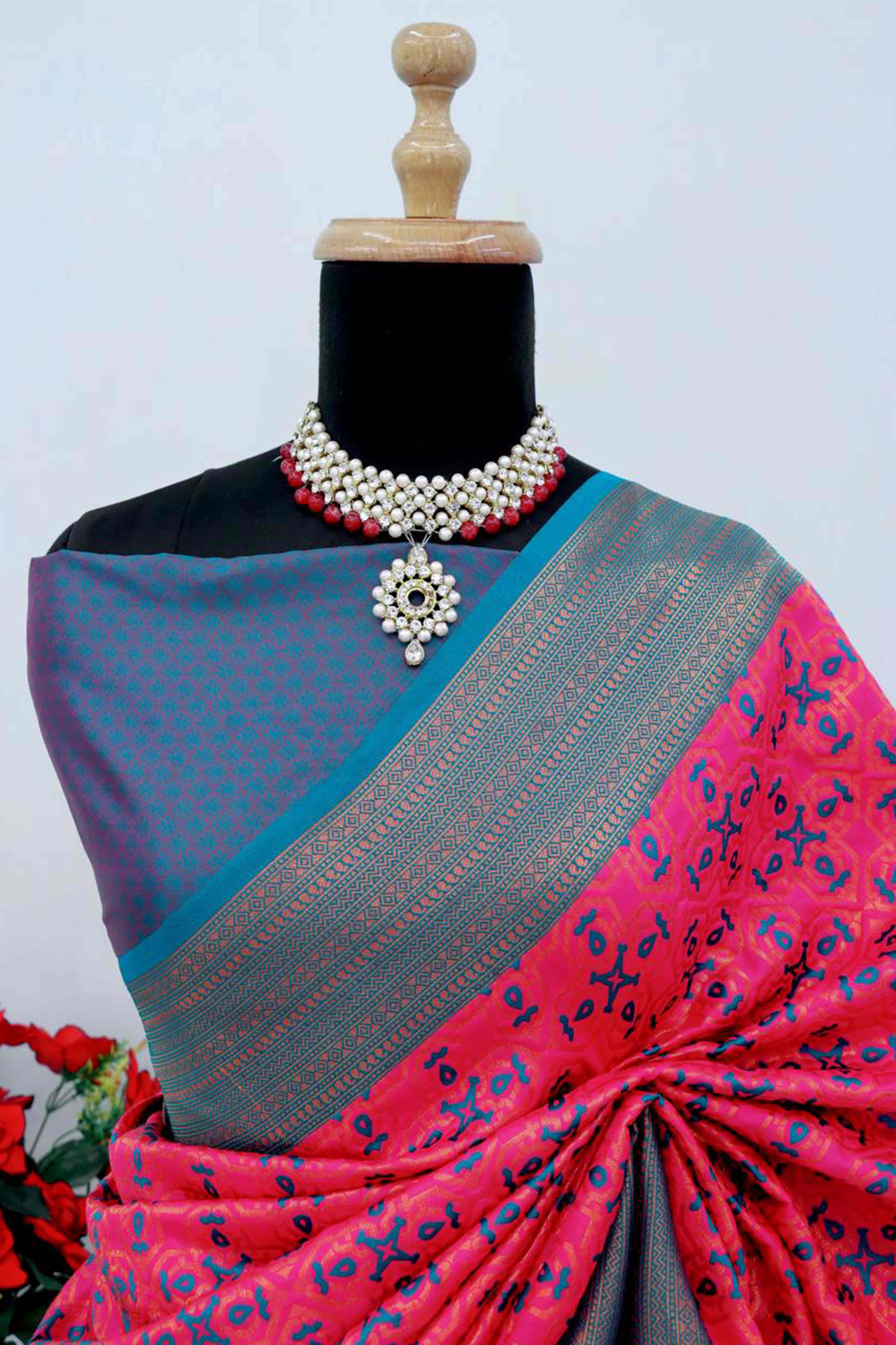 Pink Zari Woven With Butti Work Banarasi Silk Saree