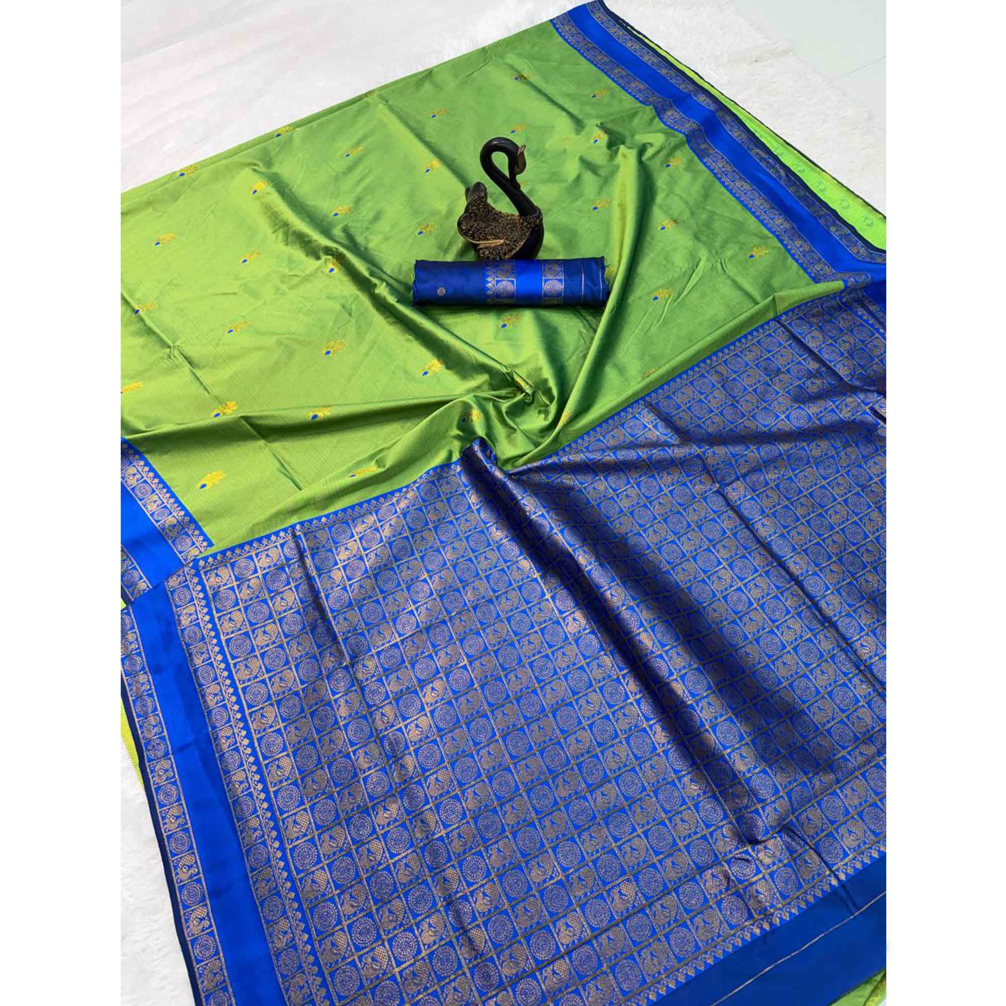 Lemon Green Handwoven Kanjivaram Silk Saree Detailed with Fine Zari Butti Motifs