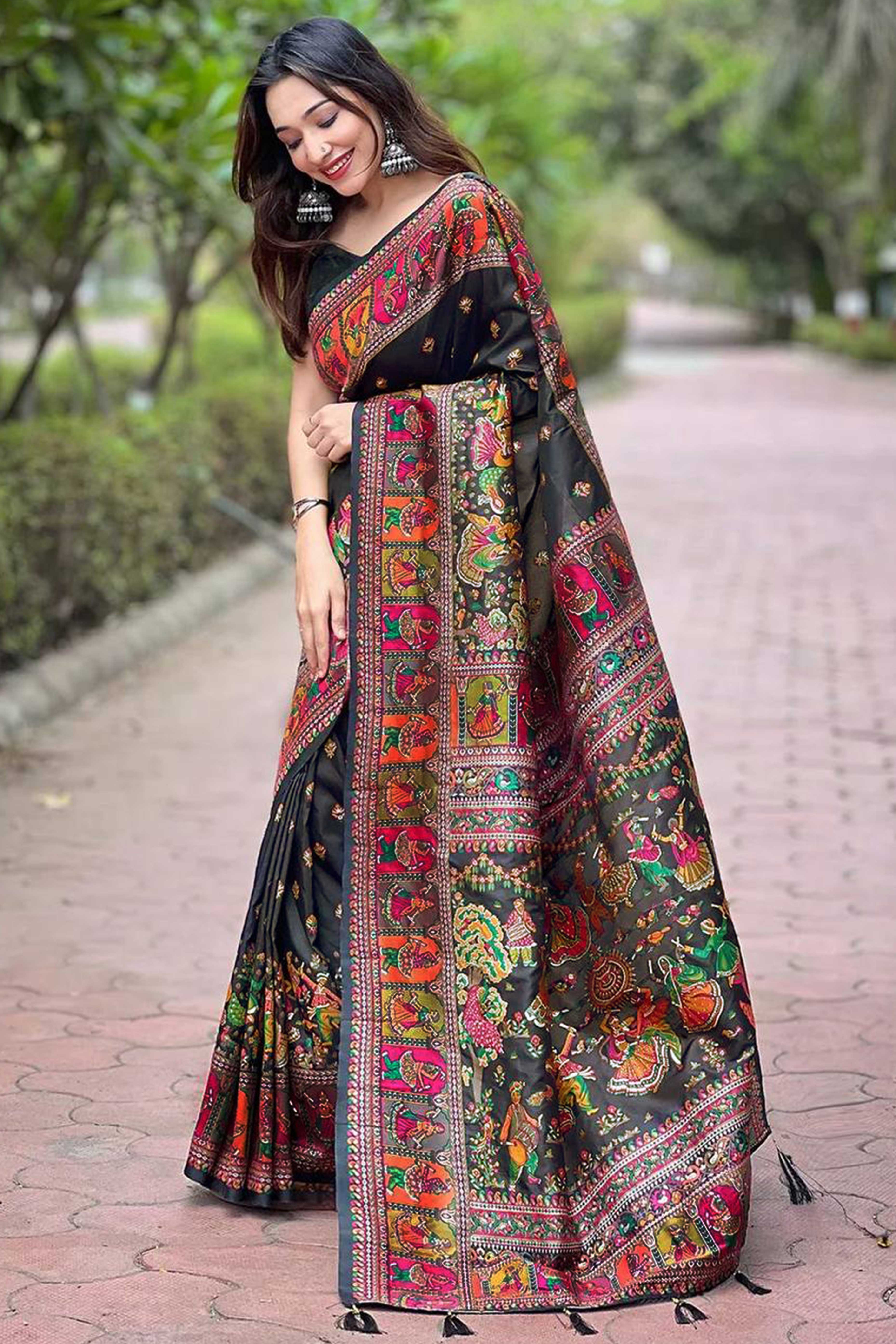 Black Pashmina Silk Saree Enhanced with Intricate Rajwadi Zari Weaves for Festive Elegance
