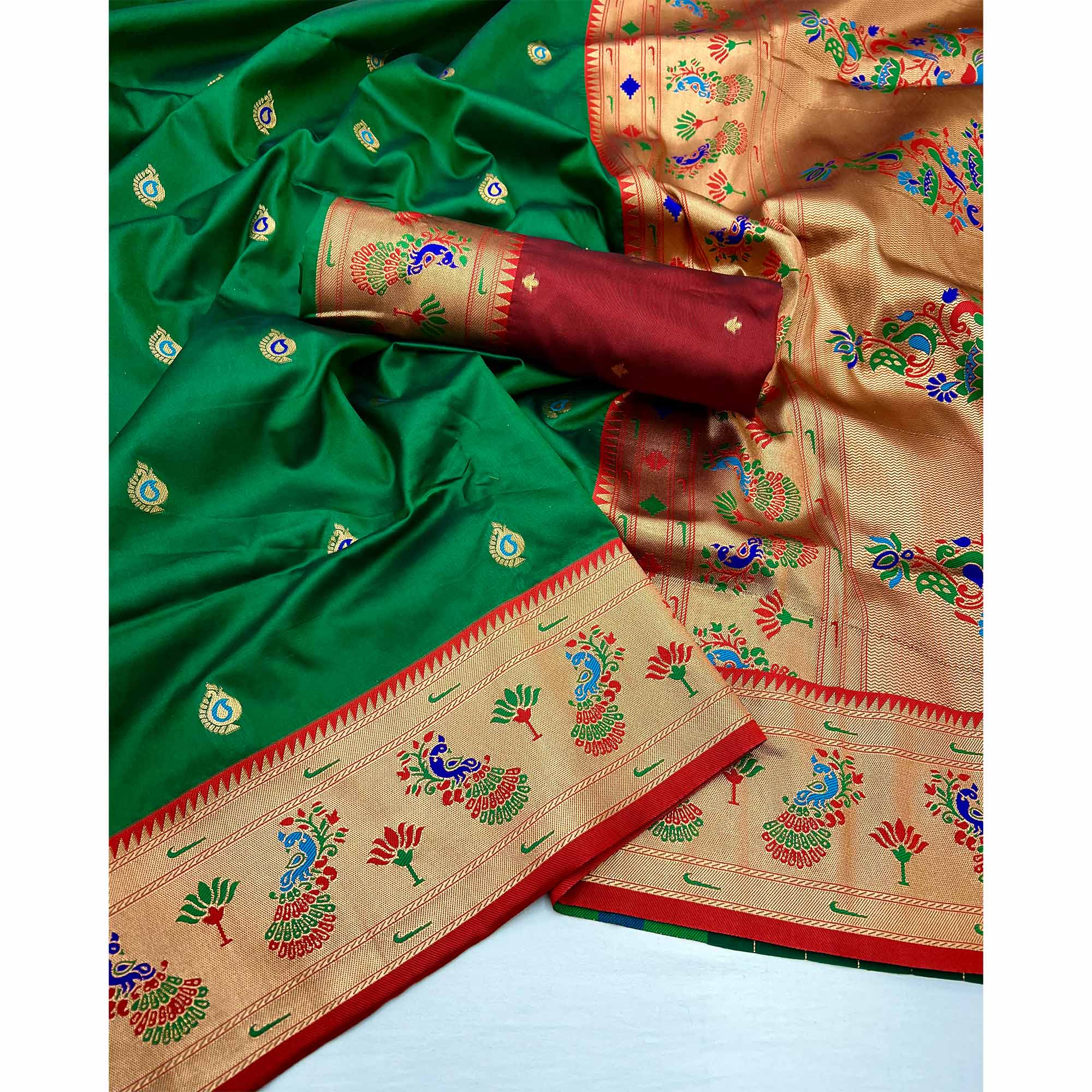 Green Floral Woven Pure Silk Paithani Saree