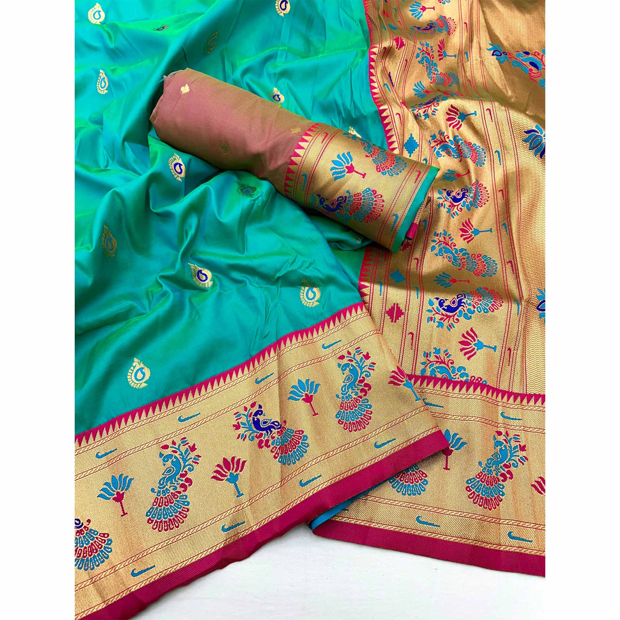 Rama Green Floral Woven Pure Silk Paithani Saree