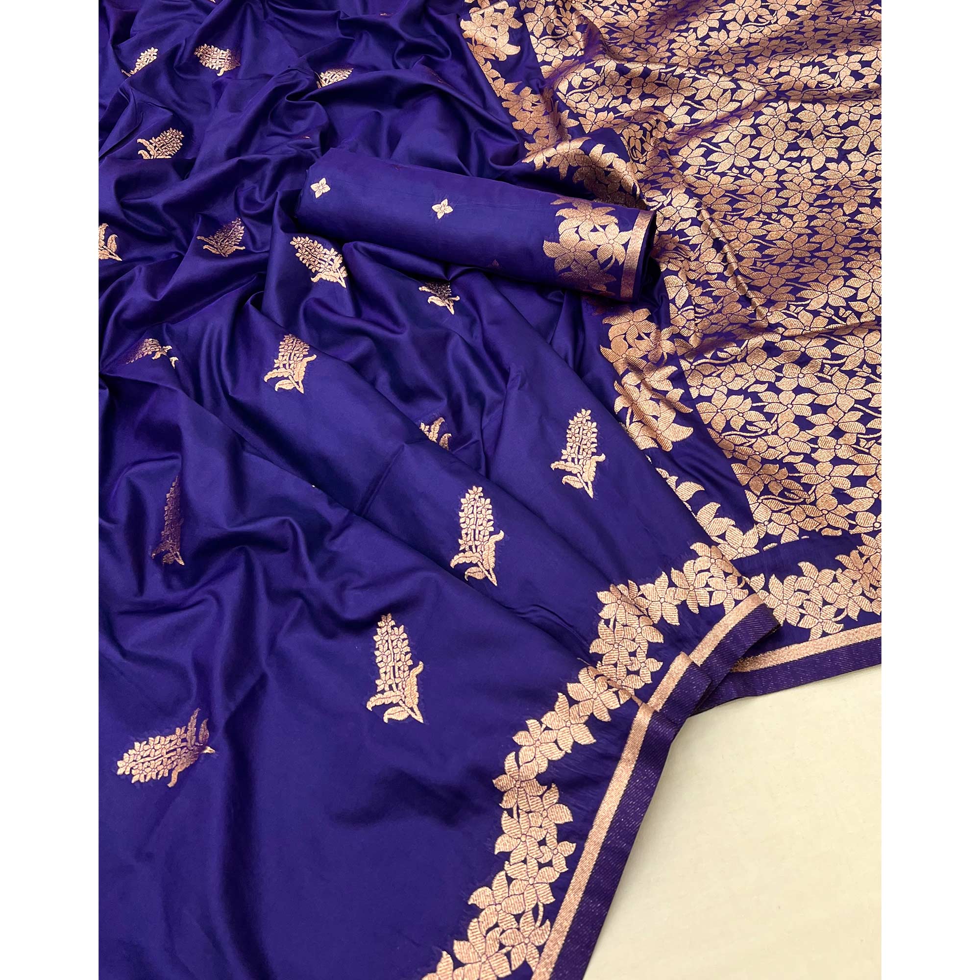 Blue Art Silk Saree With Intricate Floral Zari Weaving & Banarasi Pallu