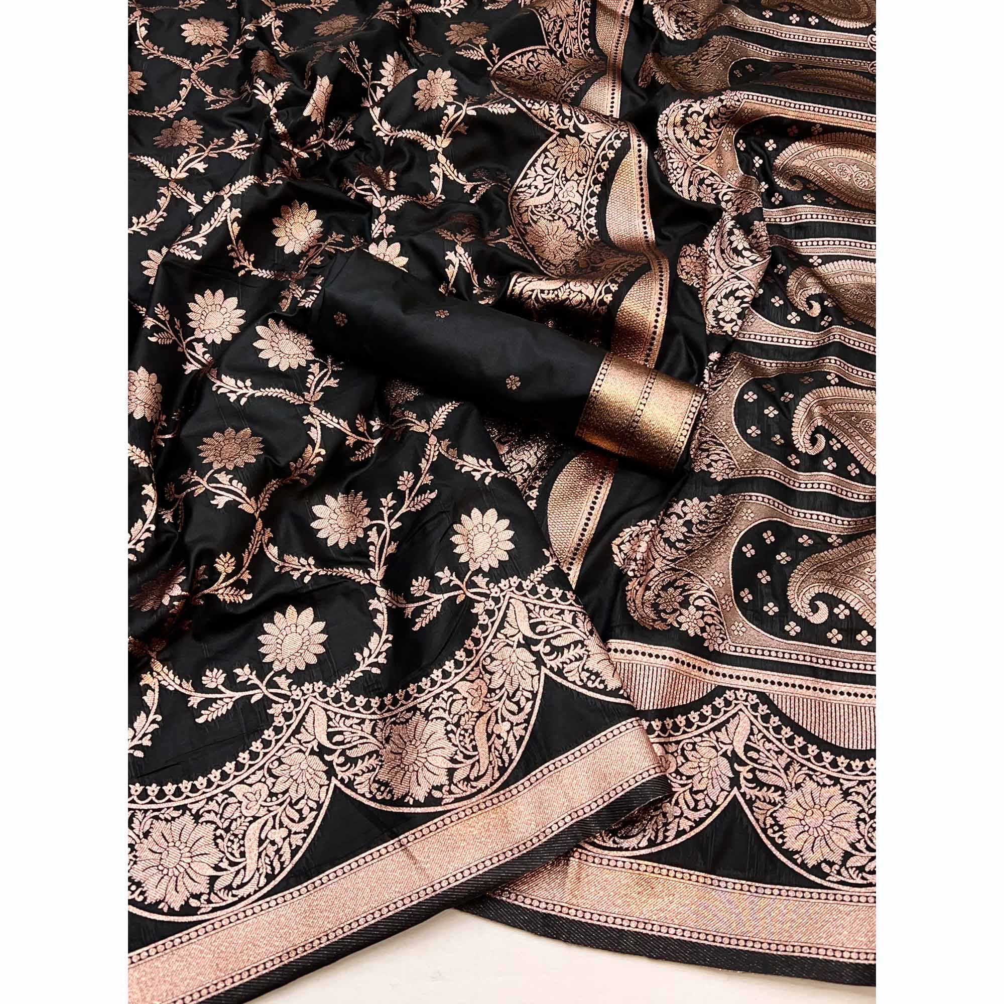Black Art Silk Saree With Intricate Floral Zari Weaving & Banarasi Pallu