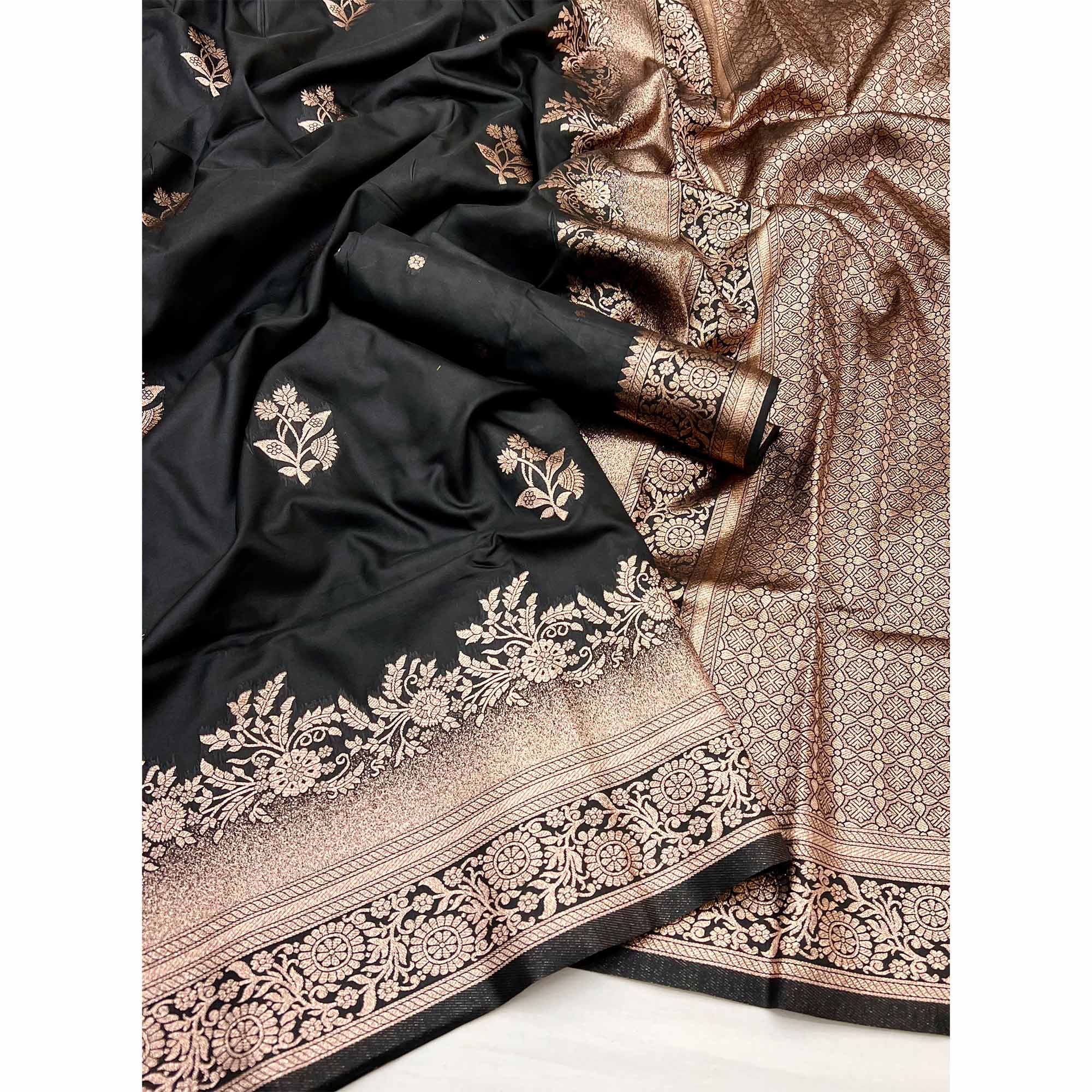 Black Art Silk Saree Featuring Intricate Floral Zari Weaving & An Elegant Banarasi Pallu